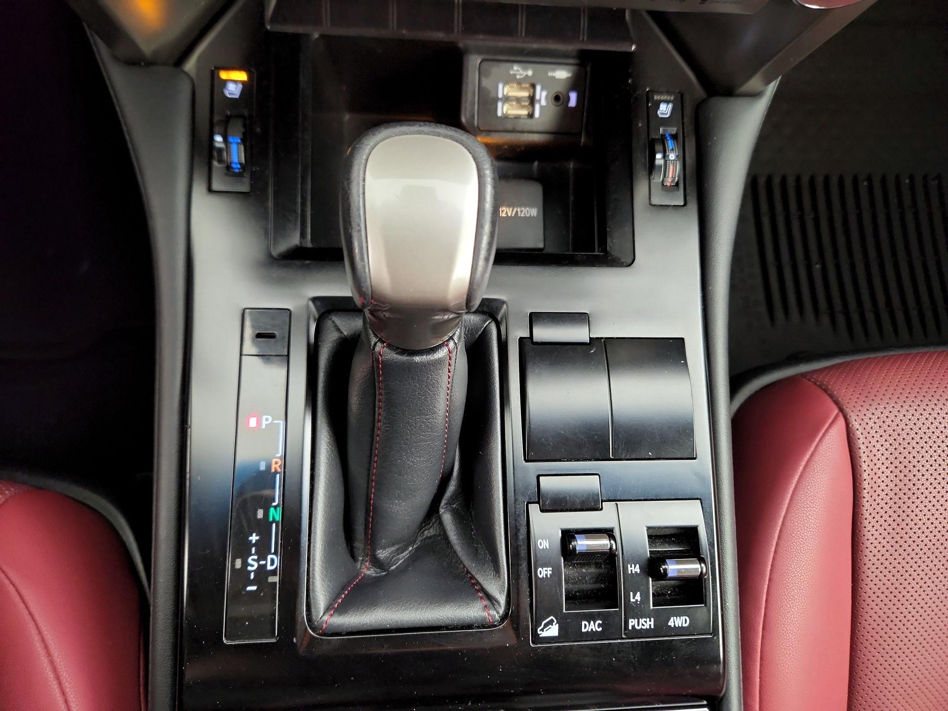 Thumbnail: 2021 Lexus GX - 18