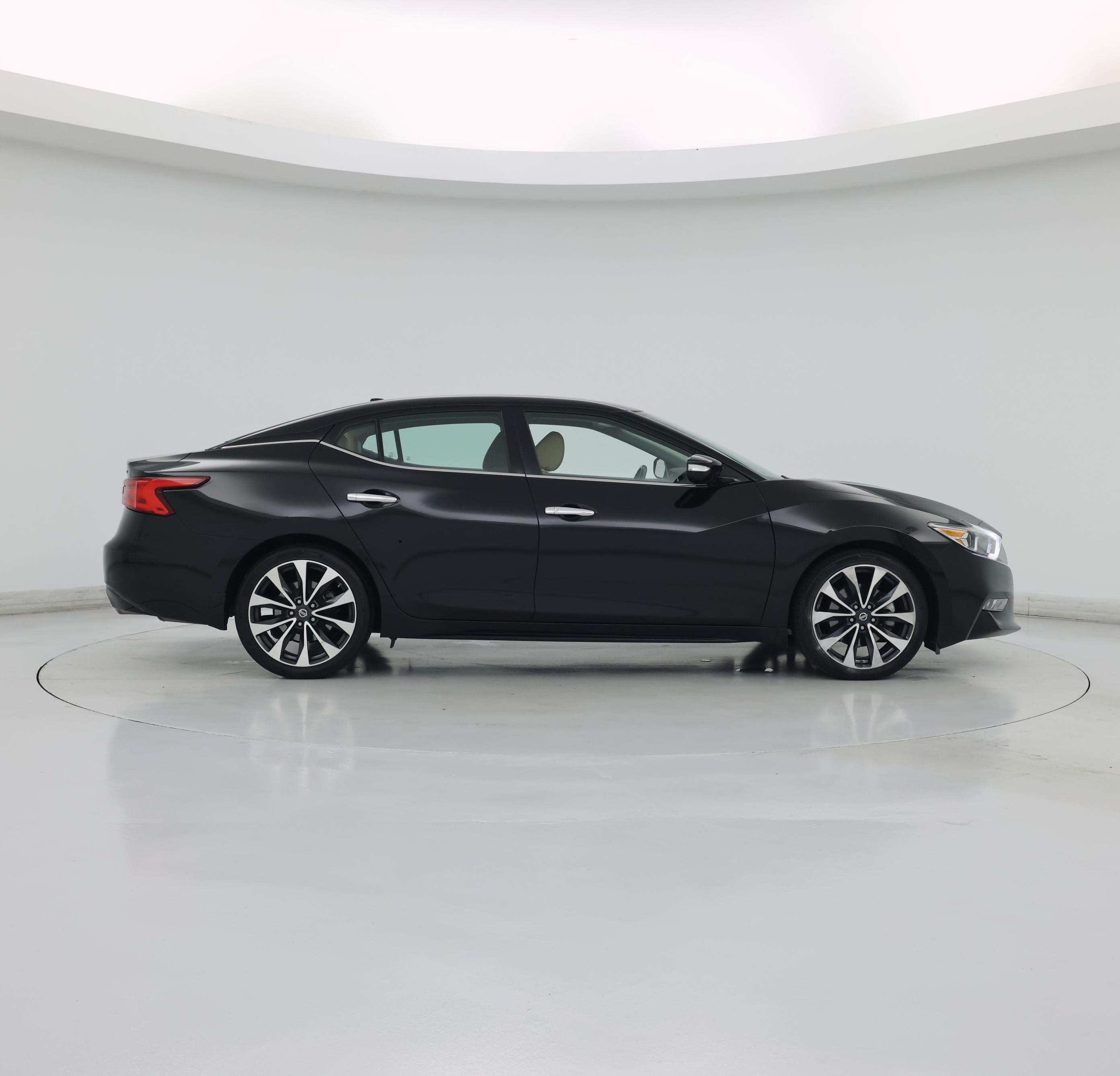 Thumbnail: 2017 Nissan Maxima - 7