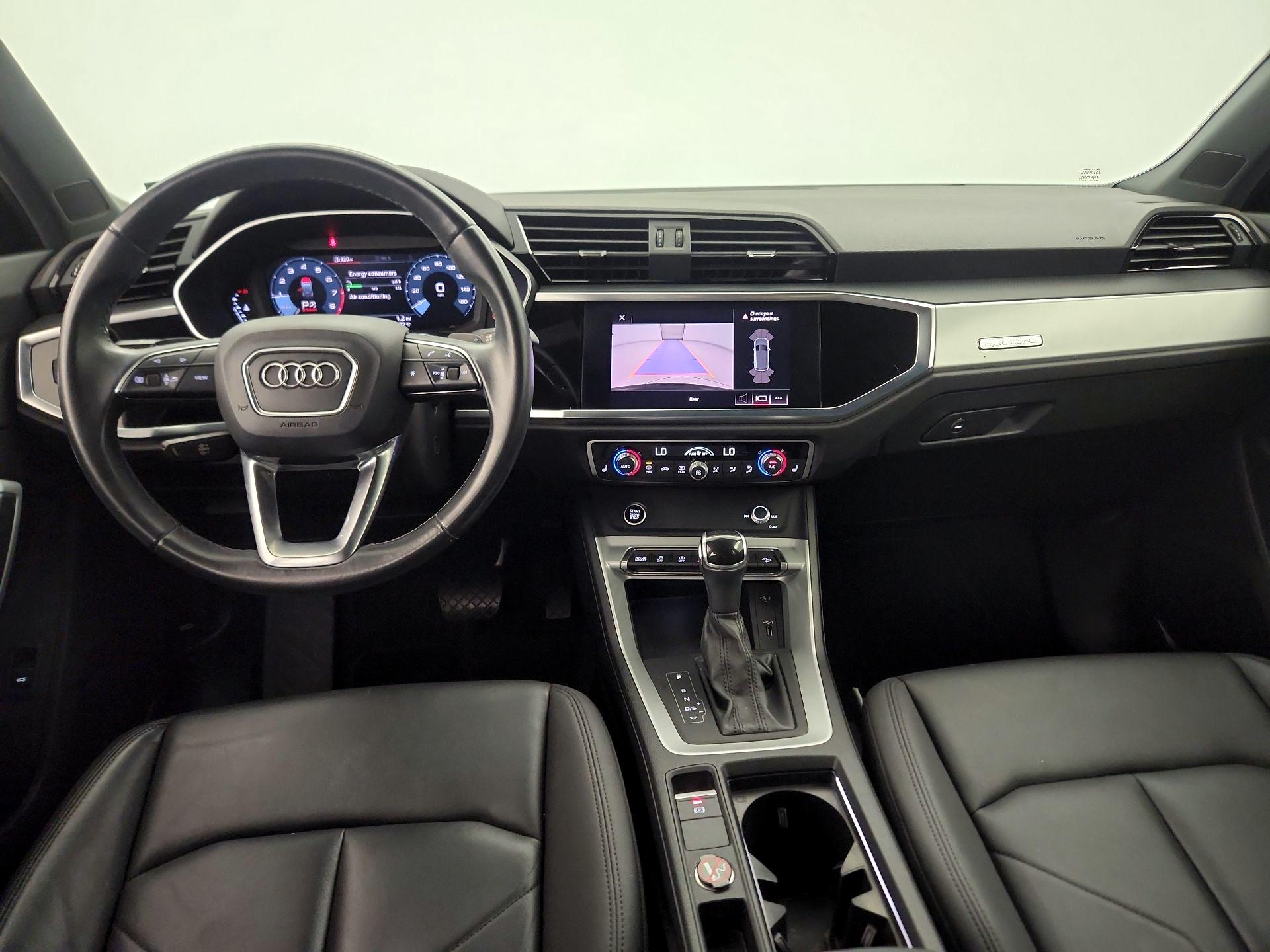 Thumbnail: 2021 Audi Q3 - 9