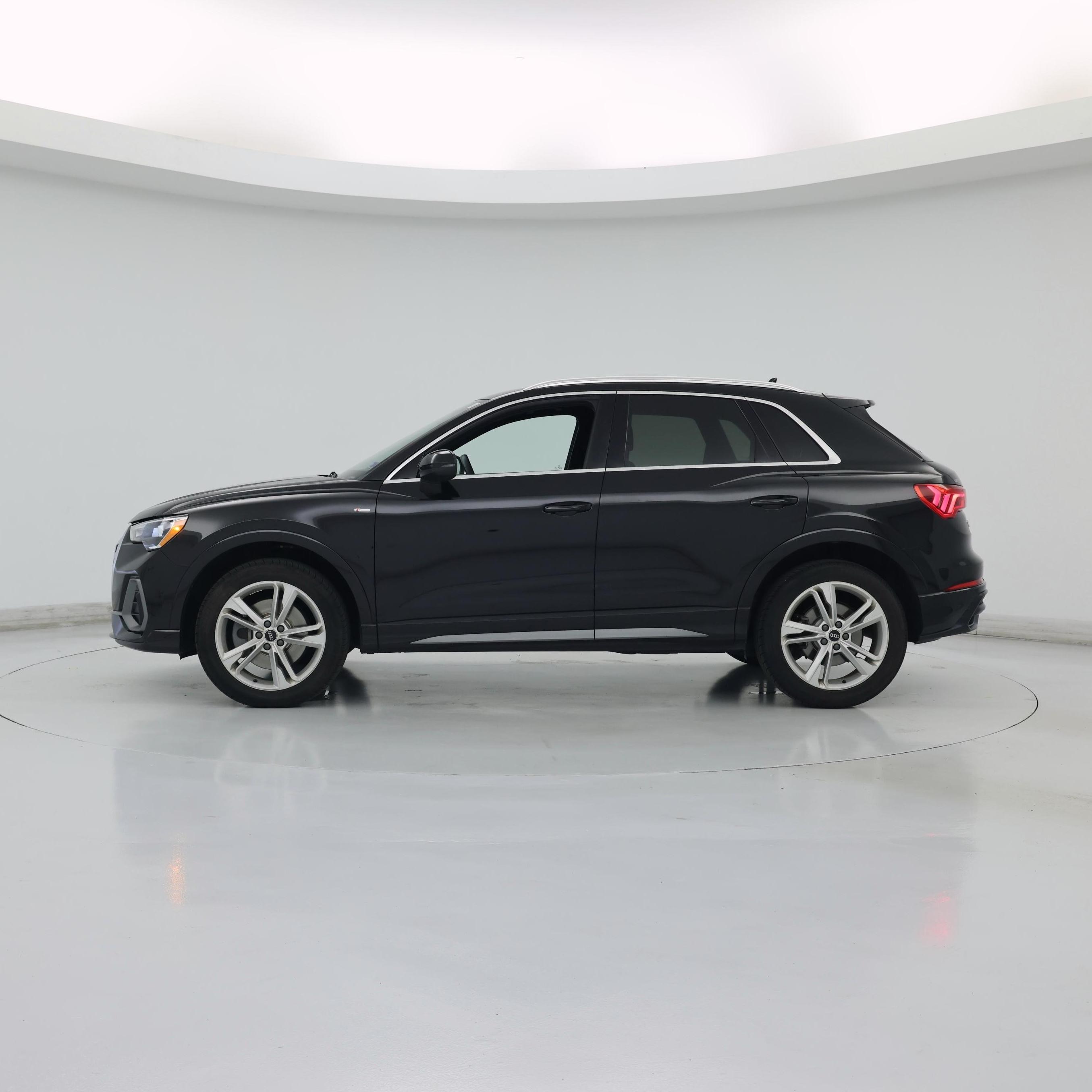 Thumbnail: 2021 Audi Q3 - 3