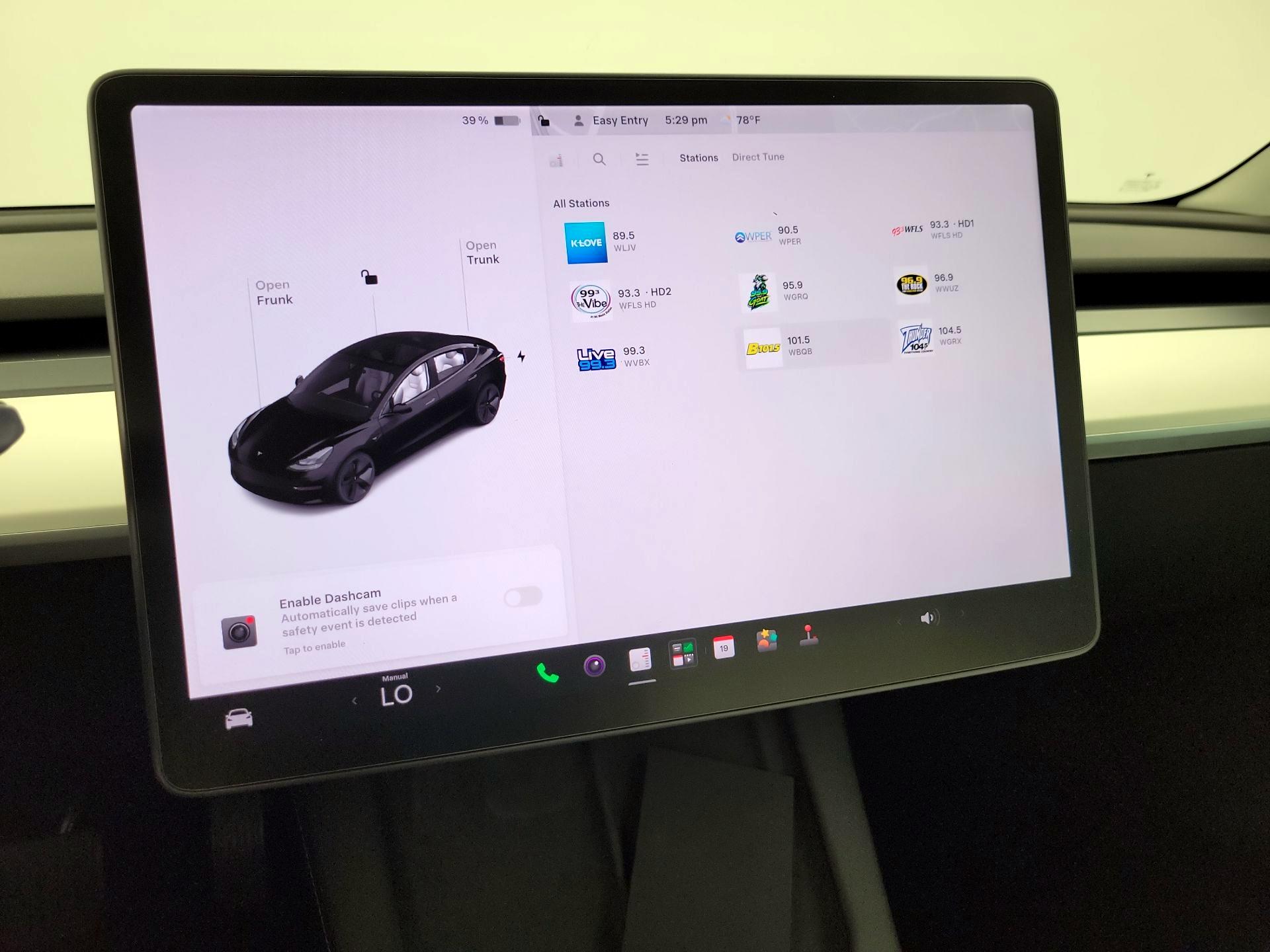 Thumbnail: 2021 Tesla Model 3 - 15