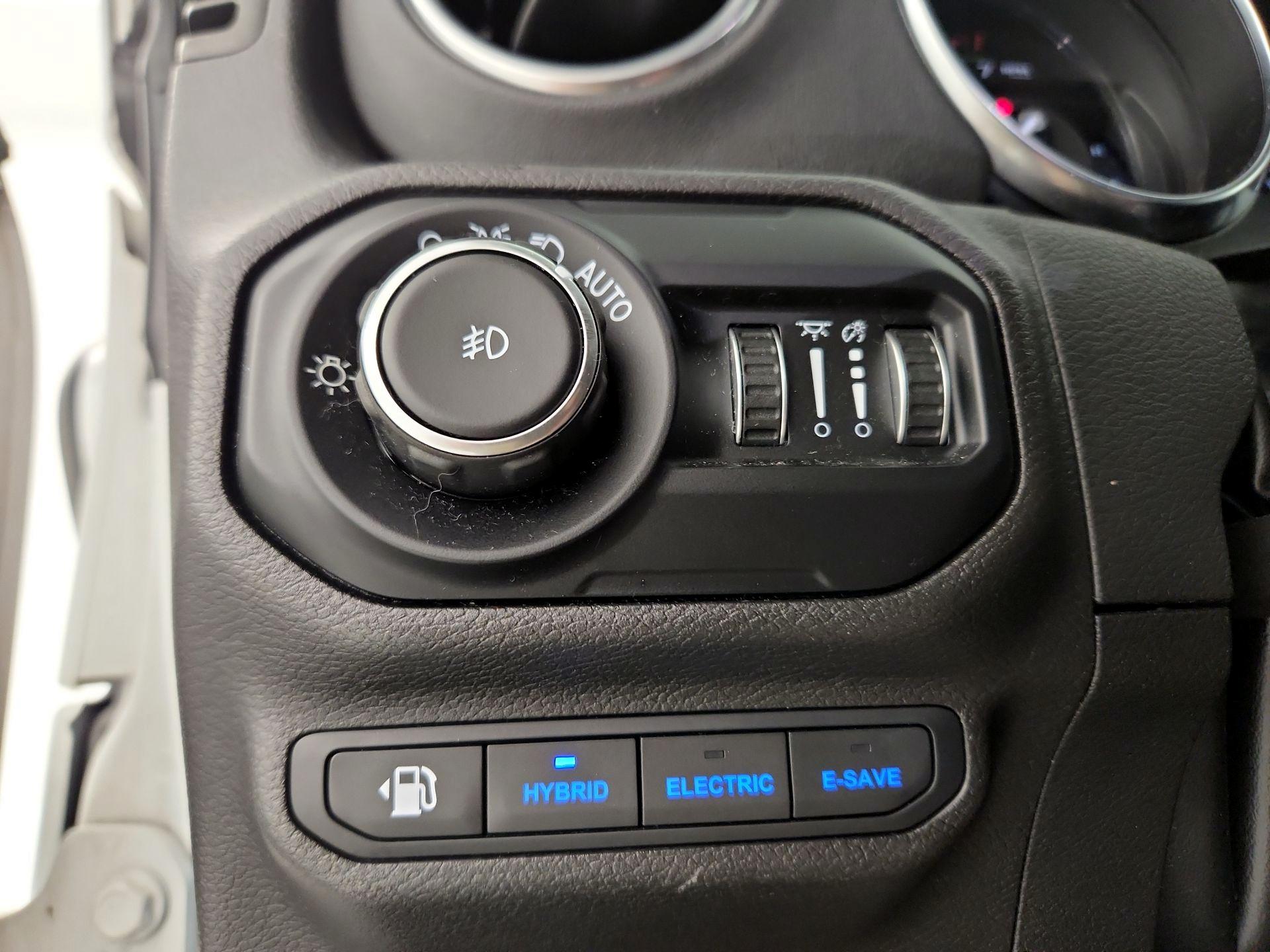 Thumbnail: 2022 Jeep Wrangler - 13