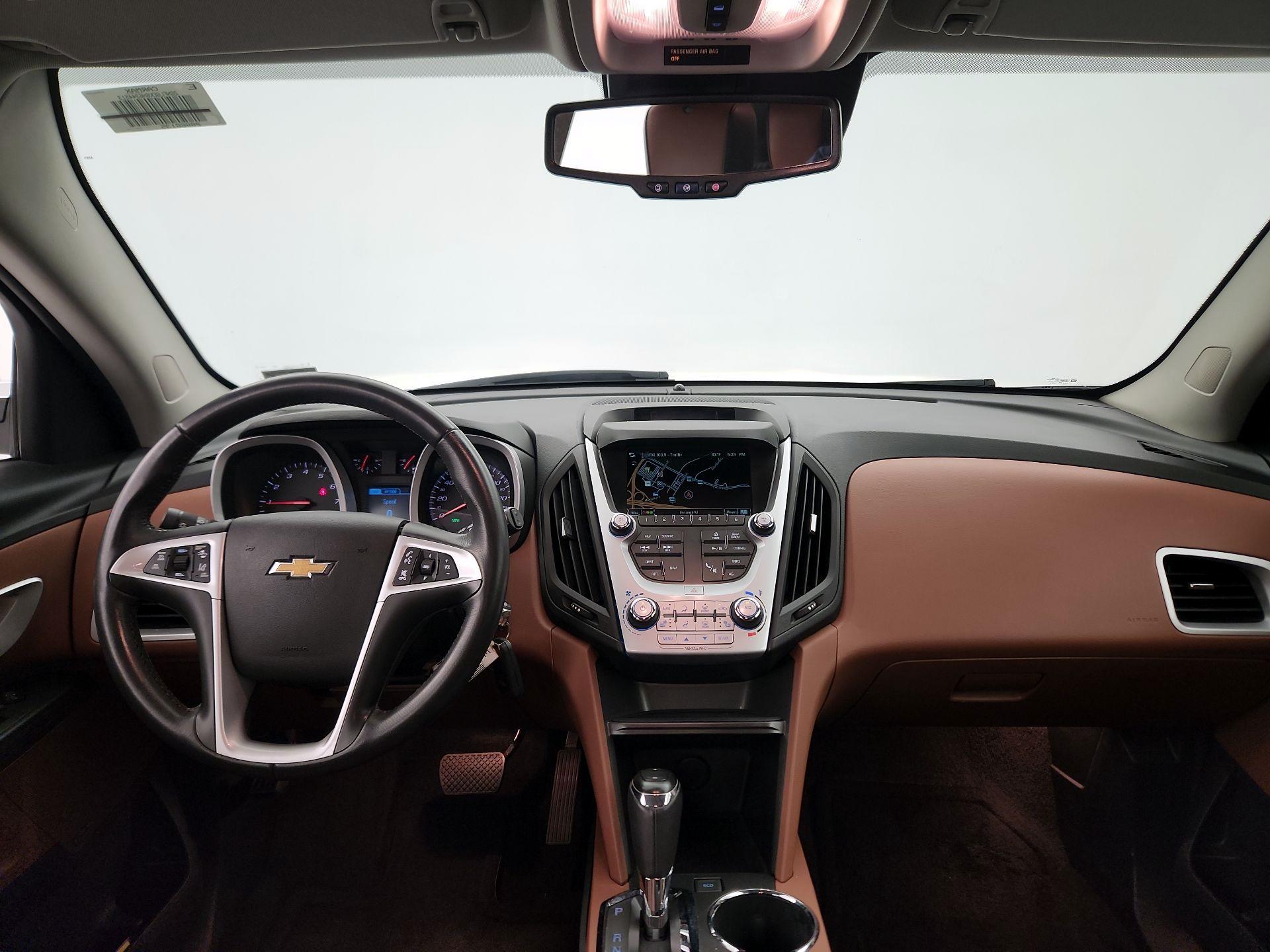 Thumbnail: 2017 Chevrolet Equinox - 9