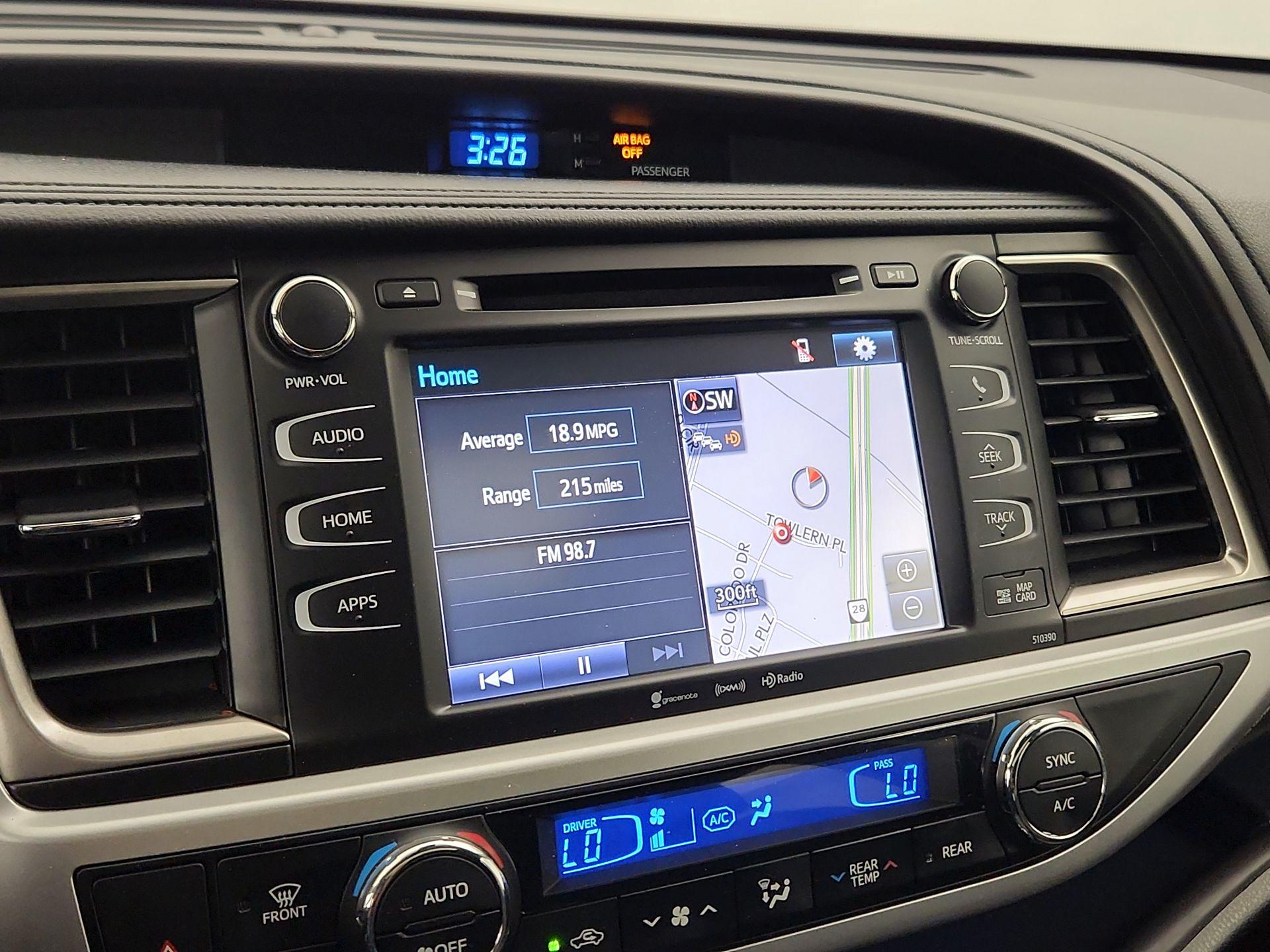 Thumbnail: 2019 Toyota Highlander - 16