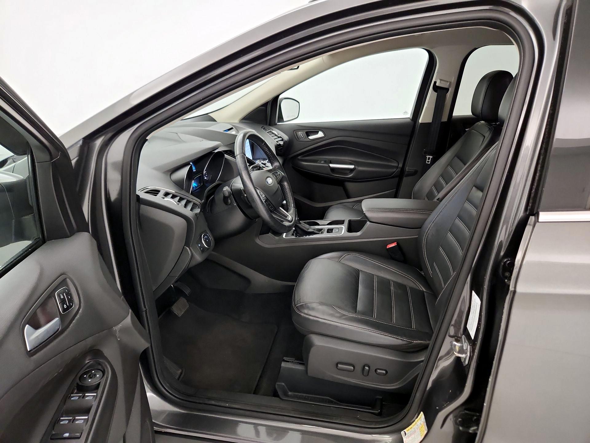 Thumbnail: 2017 Ford Escape - 11