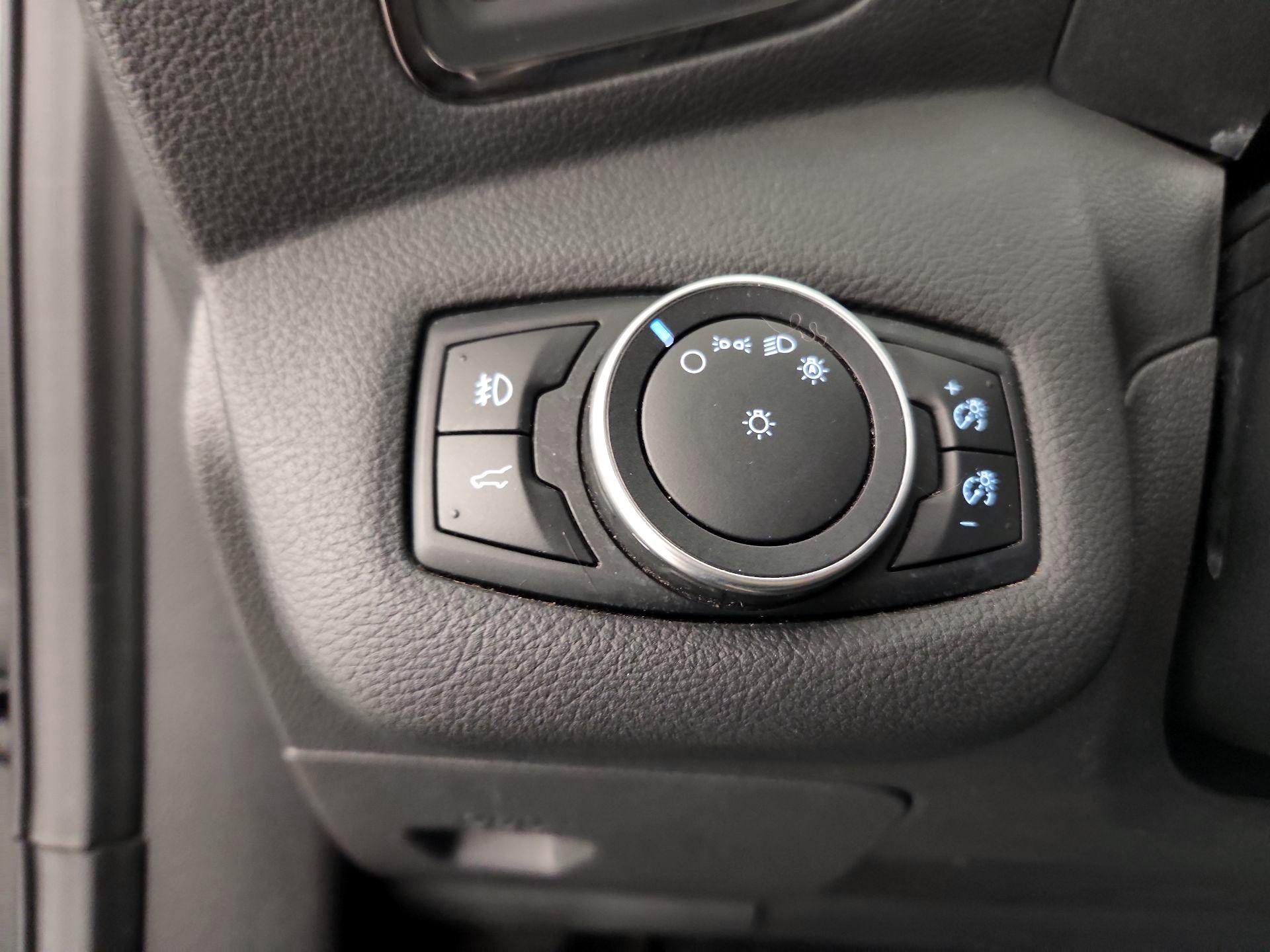 Thumbnail: 2017 Ford Escape - 13