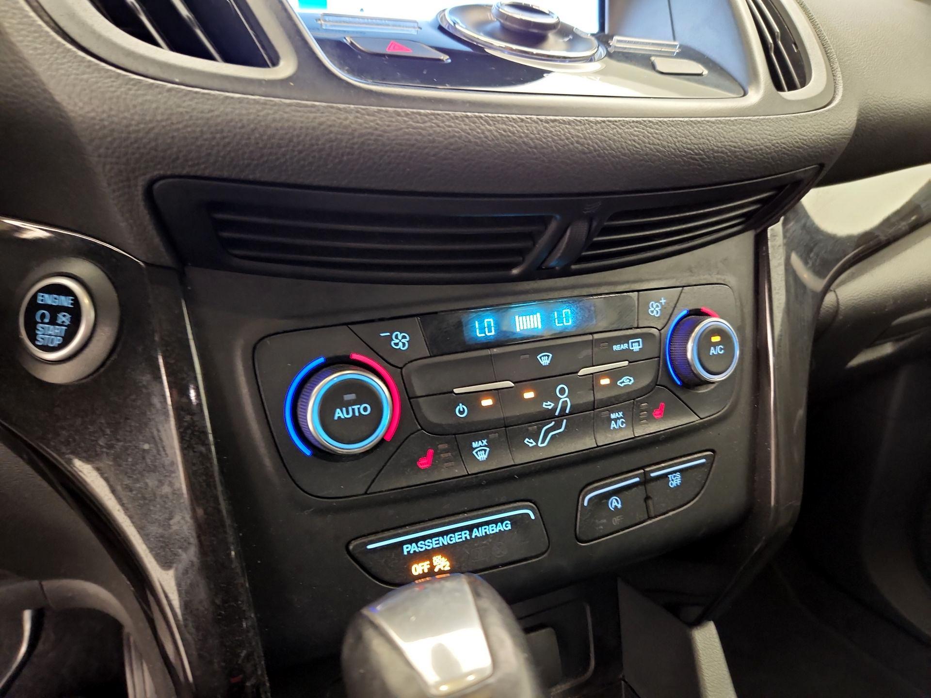 Thumbnail: 2017 Ford Escape - 16