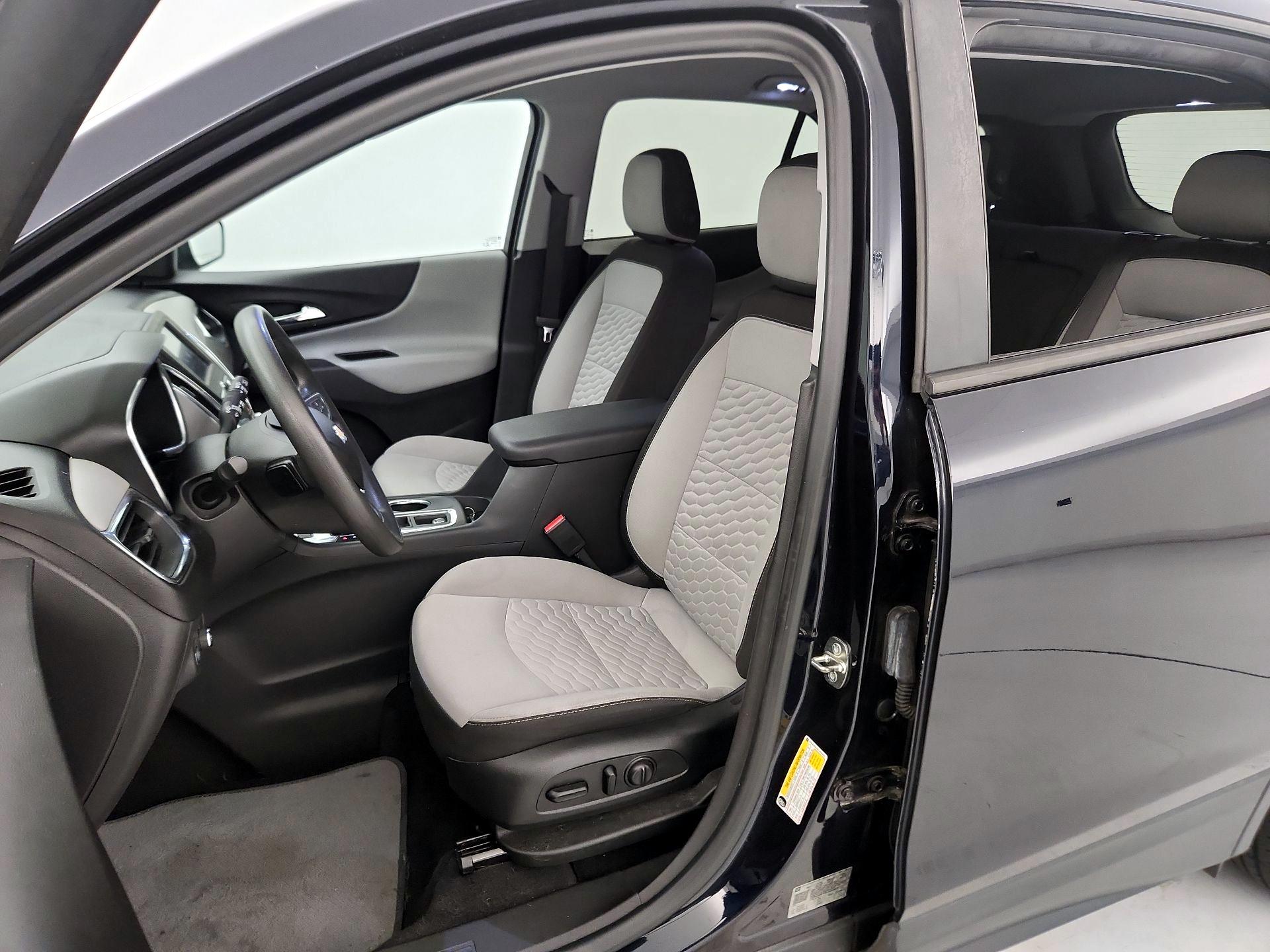 Thumbnail: 2020 Chevrolet Equinox - 11
