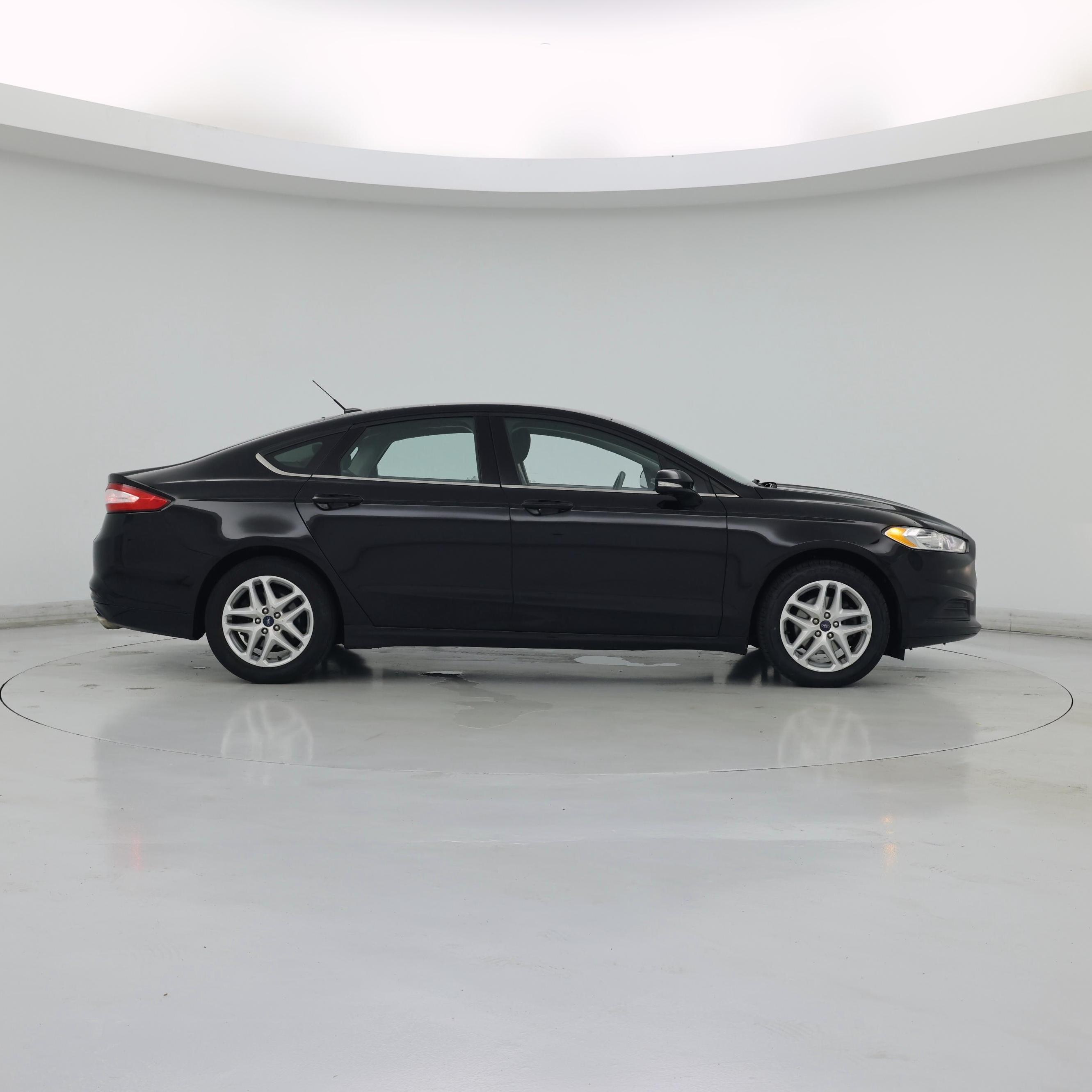 Thumbnail: 2016 Ford Fusion - 7