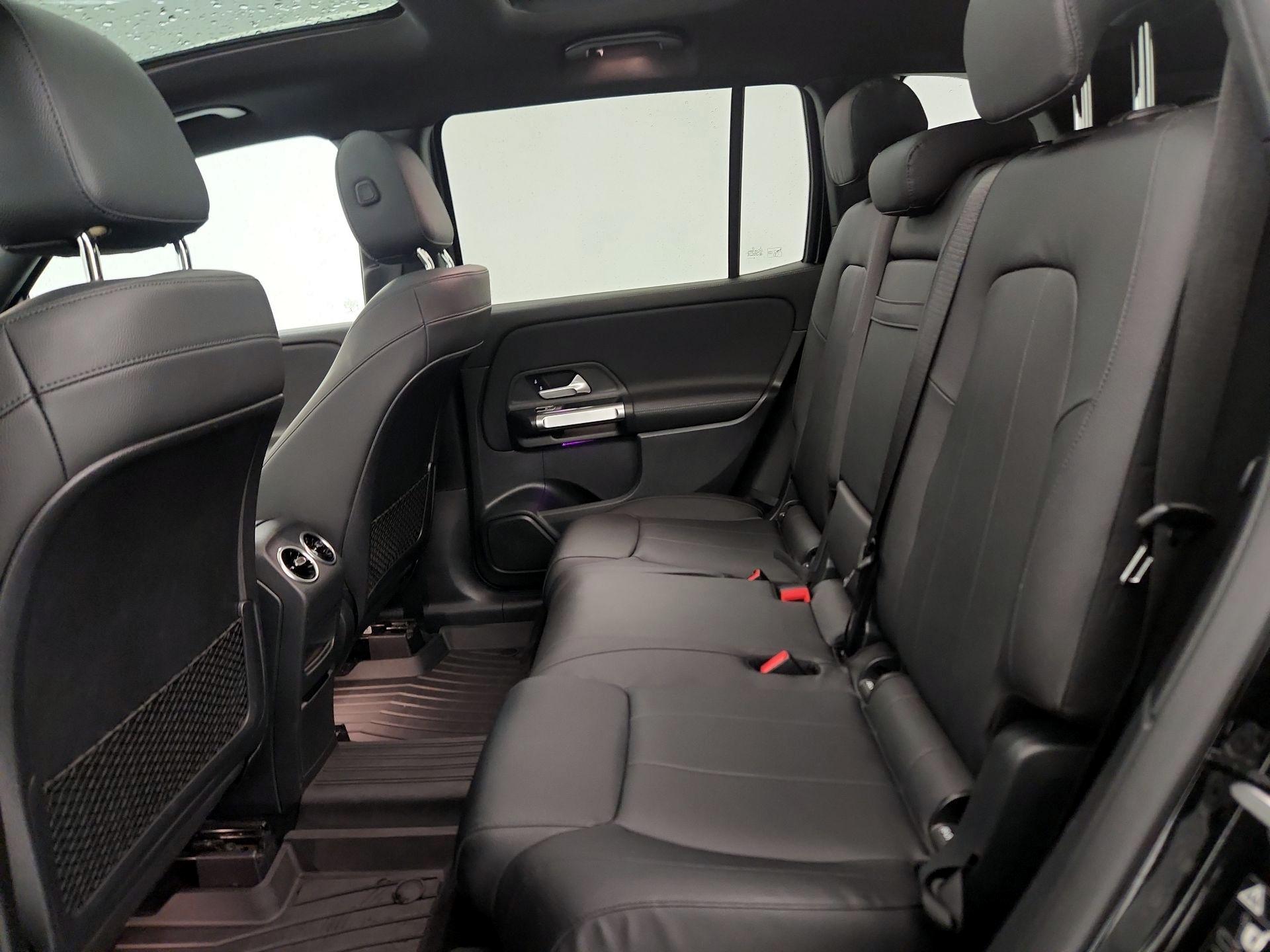 Thumbnail: 2021 Mercedes-Benz GLB - 20