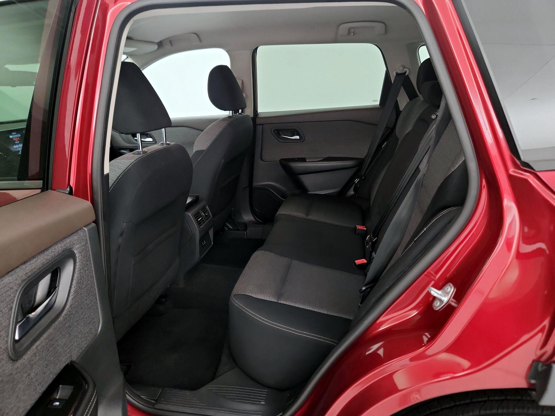Thumbnail: 2021 Nissan Rogue - 19