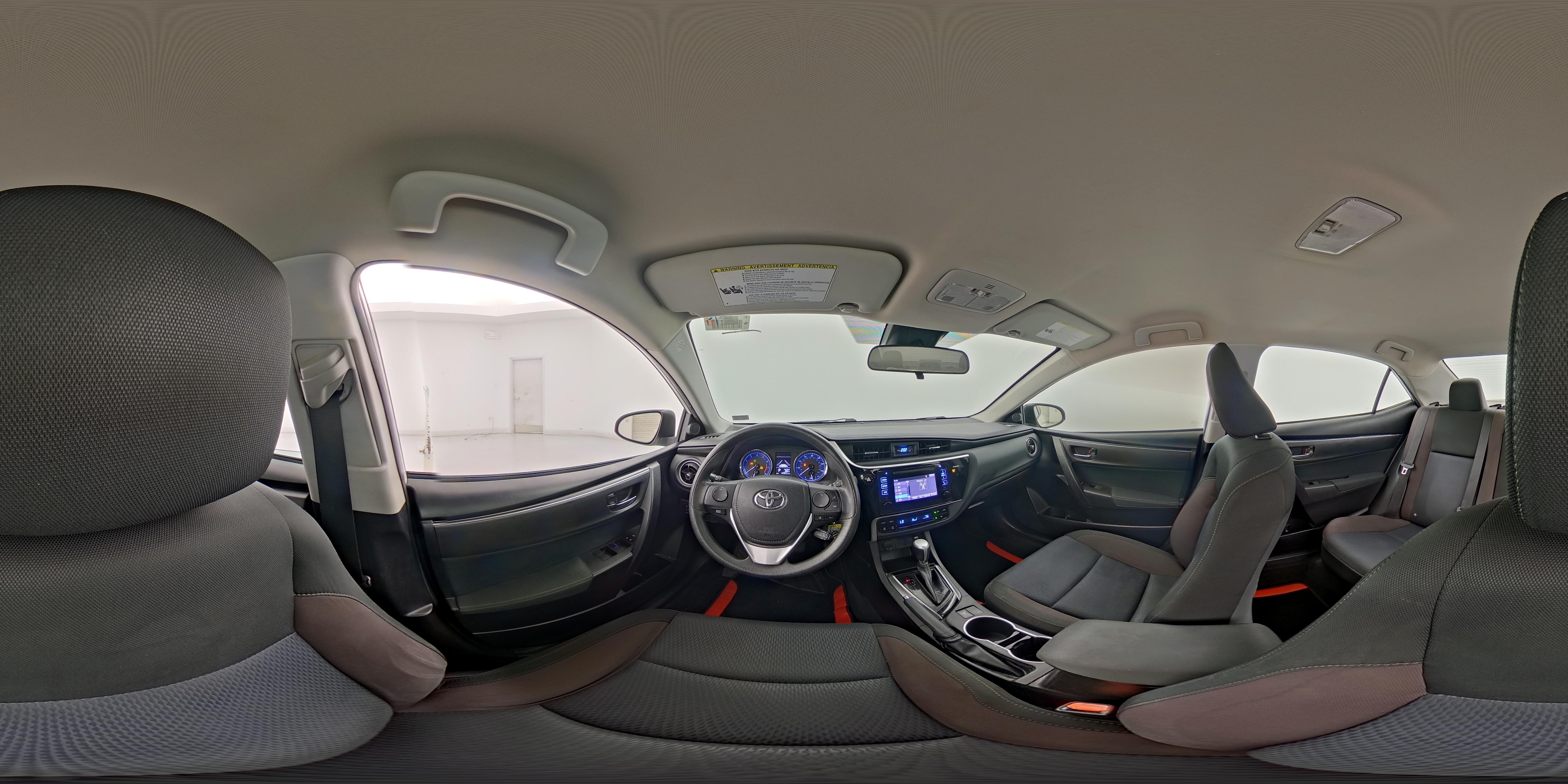 2017 Toyota Corolla LE - Photo 26