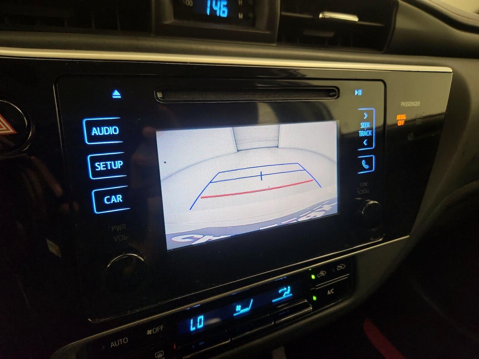 2017 Toyota Corolla LE - Photo 15