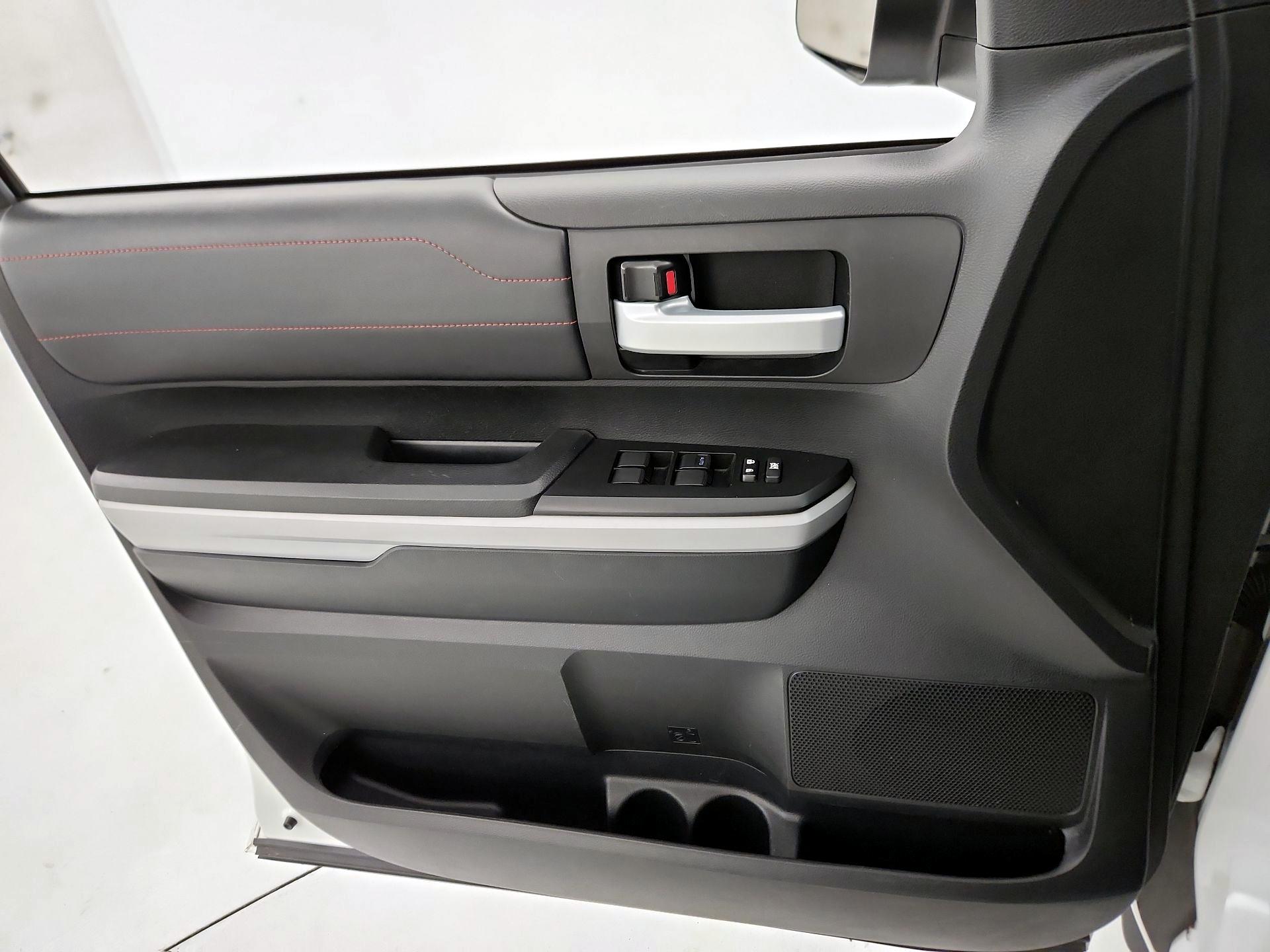 Thumbnail: 2019 Toyota Tundra - 12