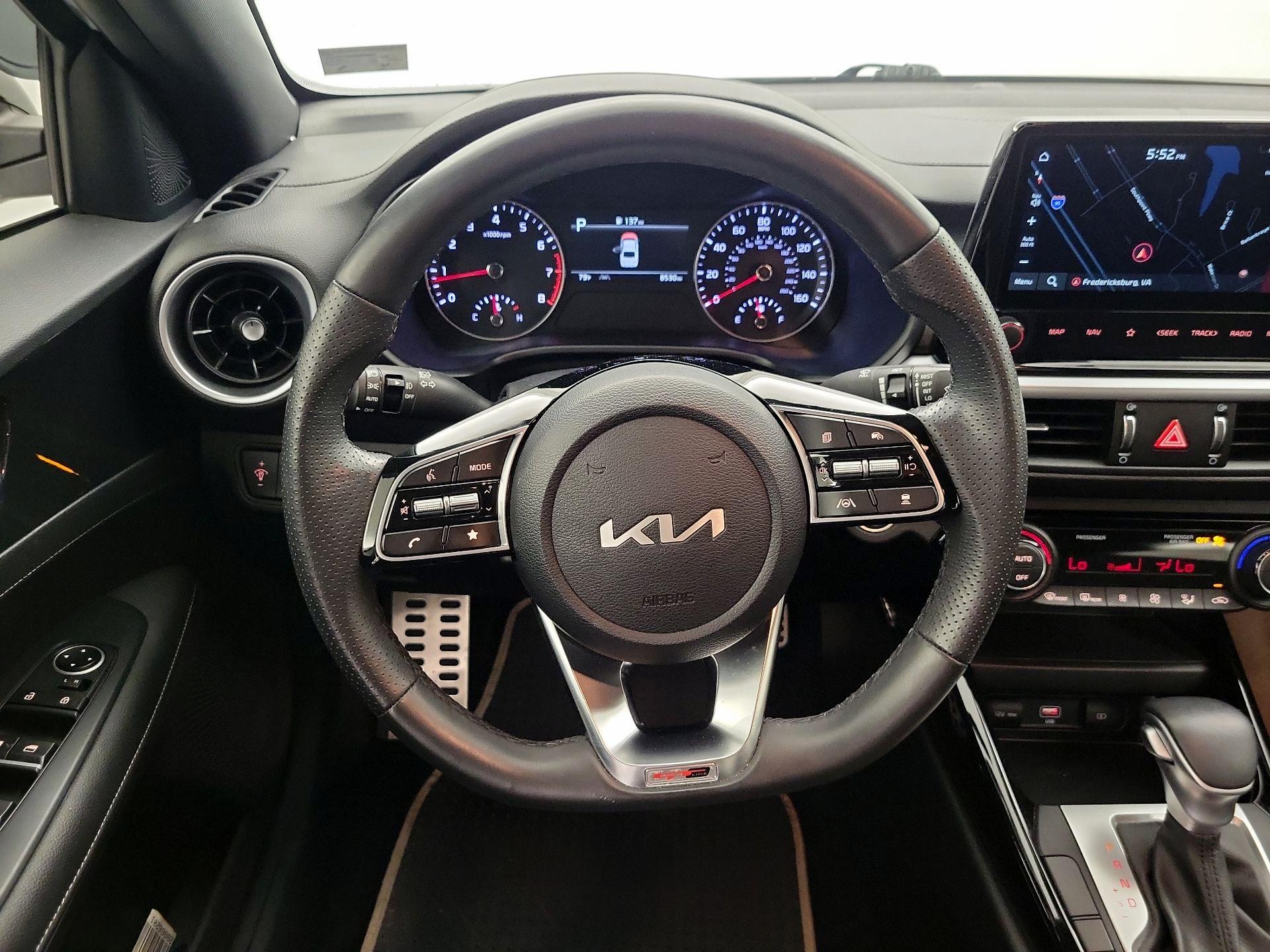 Thumbnail: 2024 Kia Forte - 10