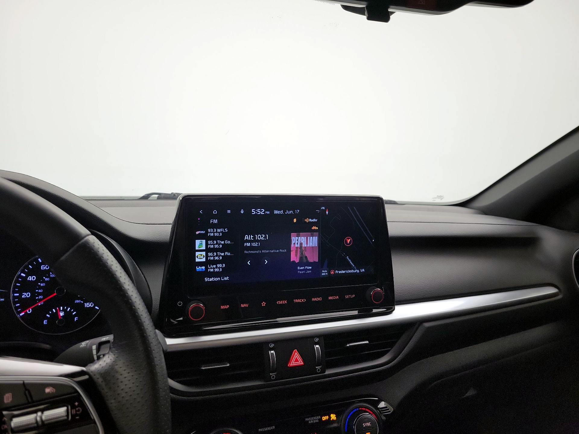 Thumbnail: 2024 Kia Forte - 16