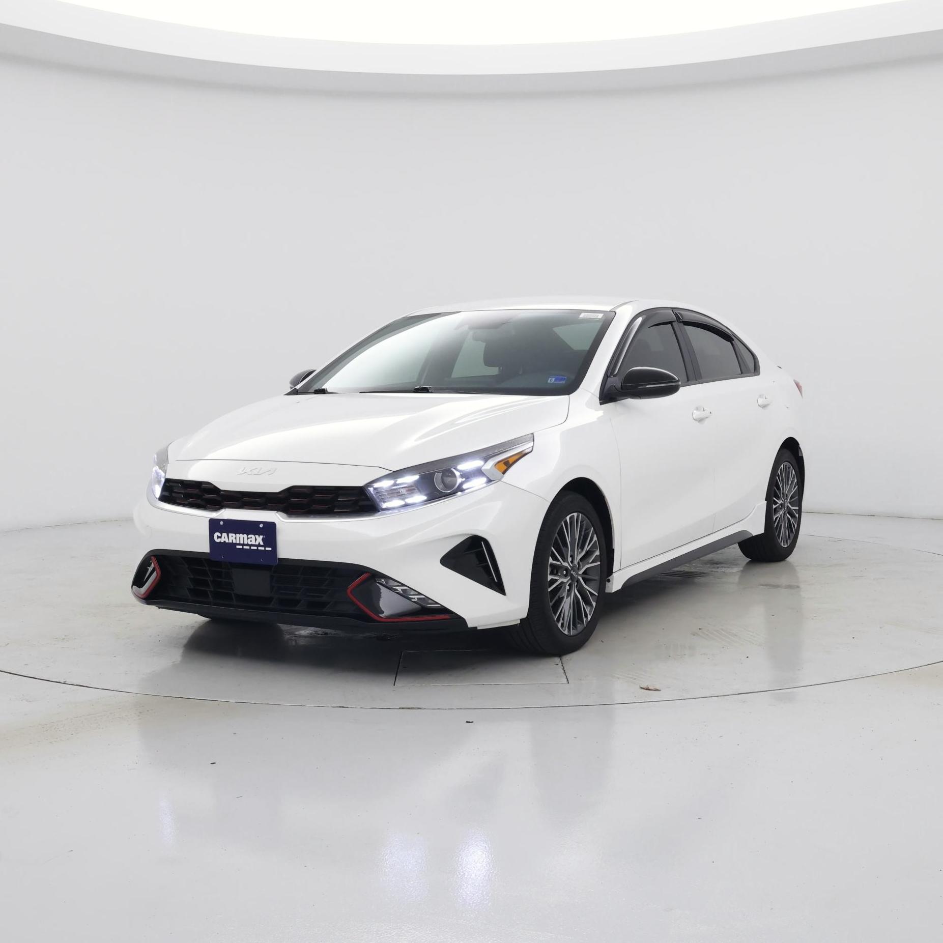 Thumbnail: 2024 Kia Forte - 4