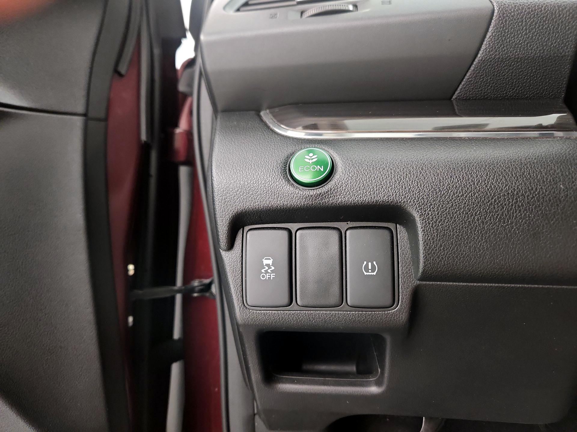Thumbnail: 2015 Honda CR-V - 13