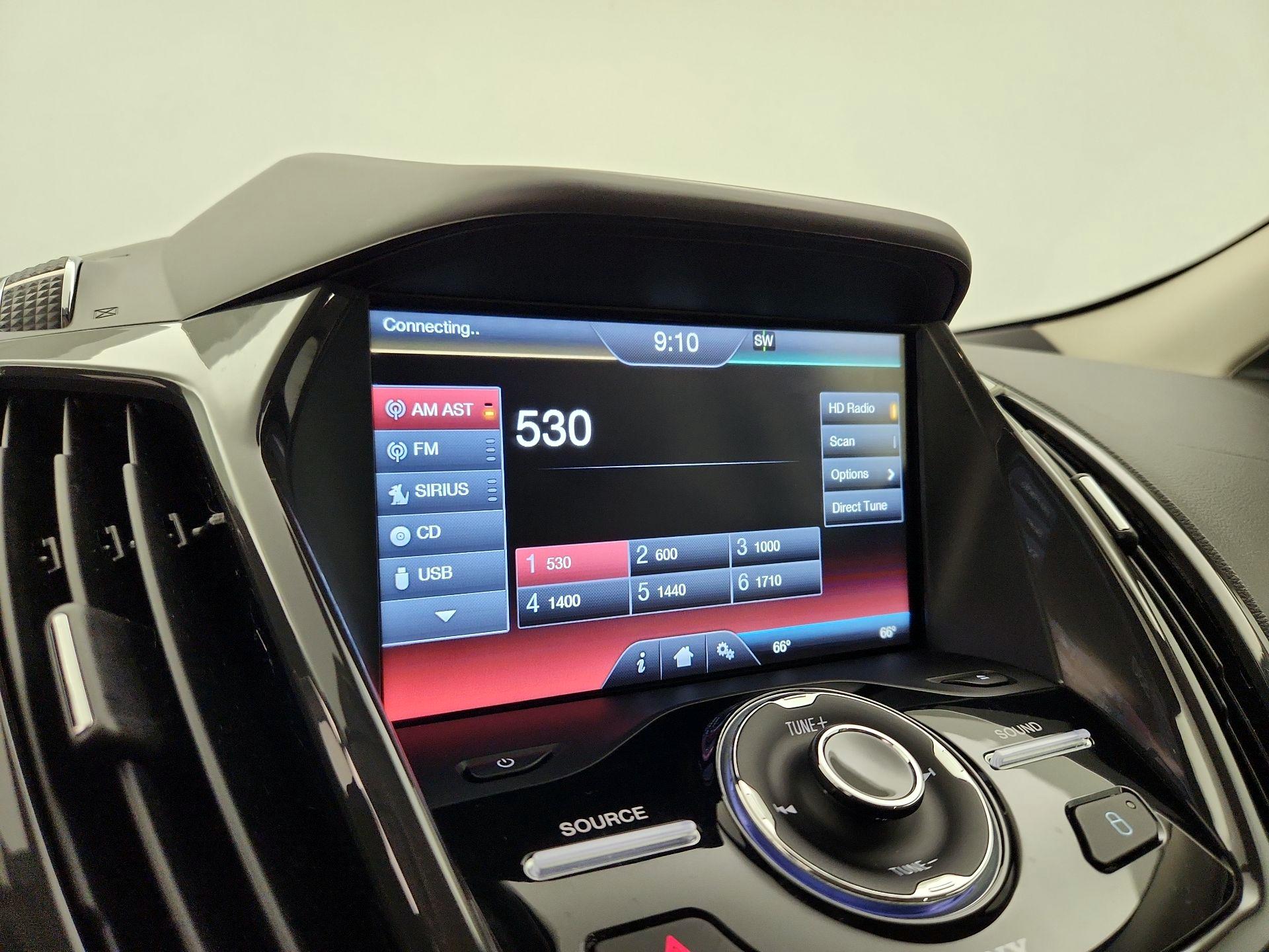 Thumbnail: 2014 Ford Escape - 15