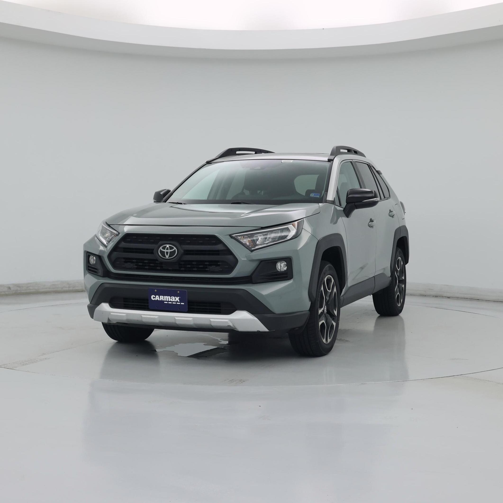 Thumbnail: 2019 Toyota RAV4 - 4