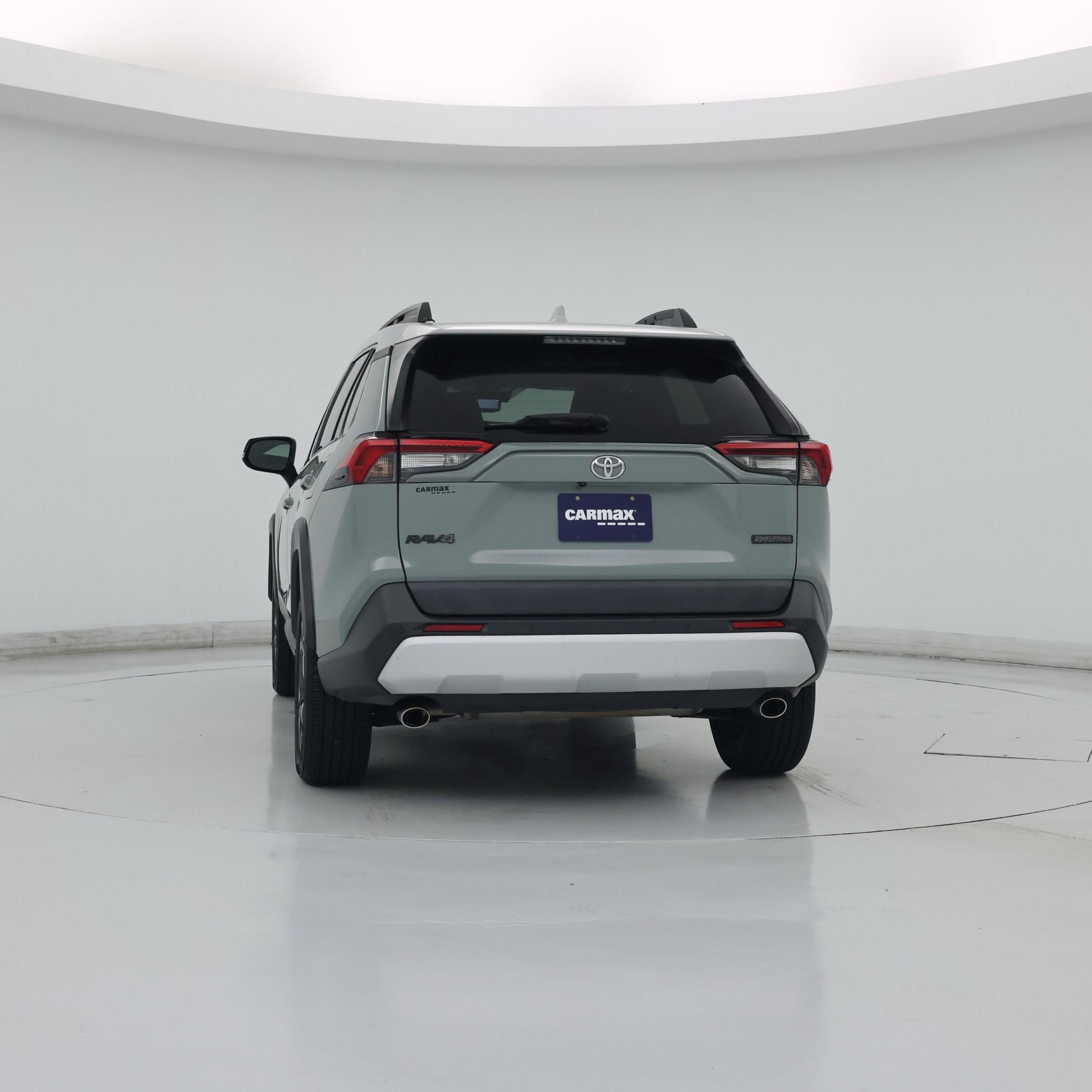 Thumbnail: 2019 Toyota RAV4 - 6