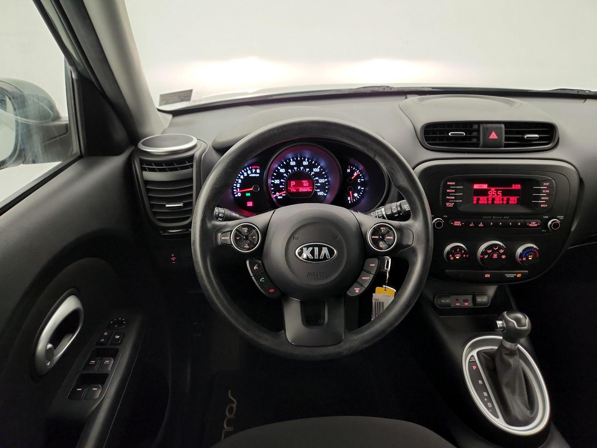 Thumbnail: 2014 Kia Soul - 10