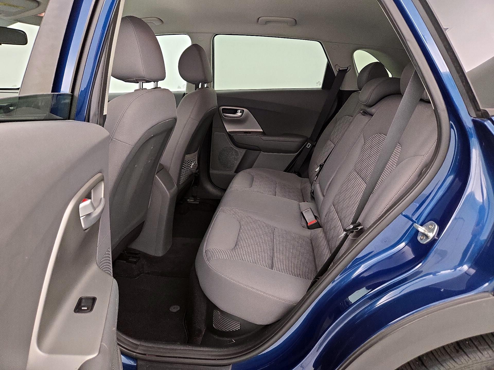 Thumbnail: 2019 Kia Niro - 19