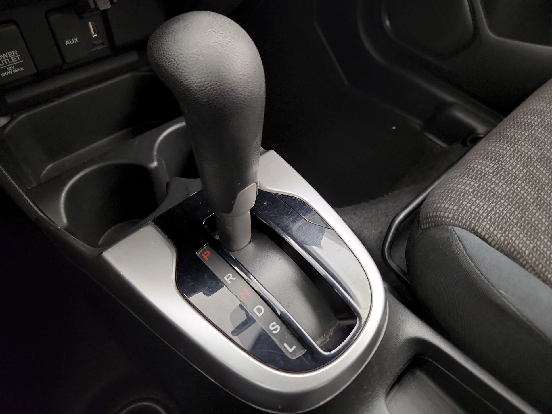 Thumbnail: 2015 Honda Fit - 16