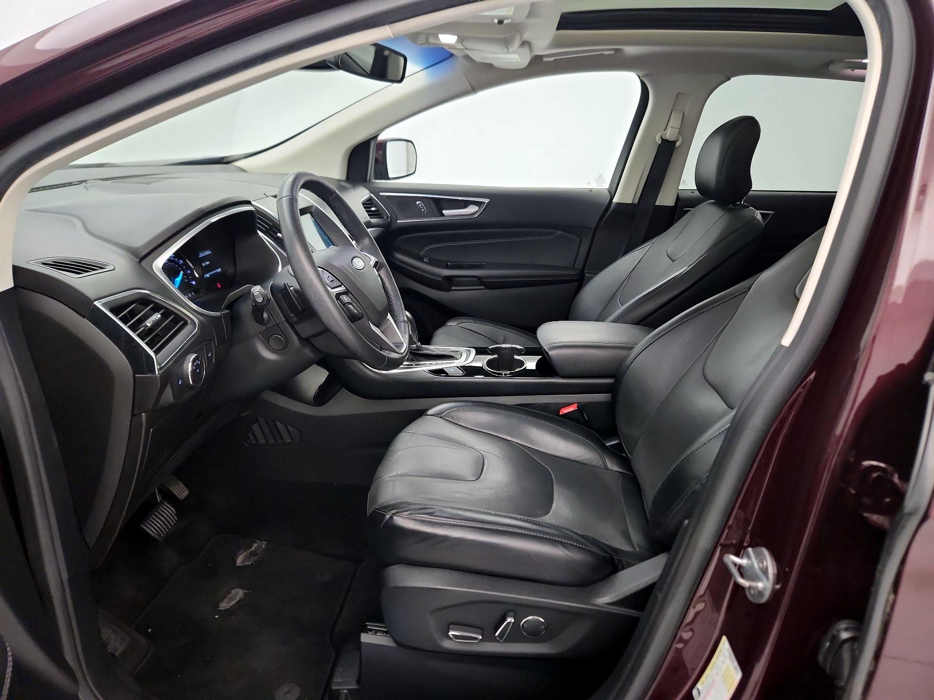 Thumbnail: 2018 Ford Edge - 11