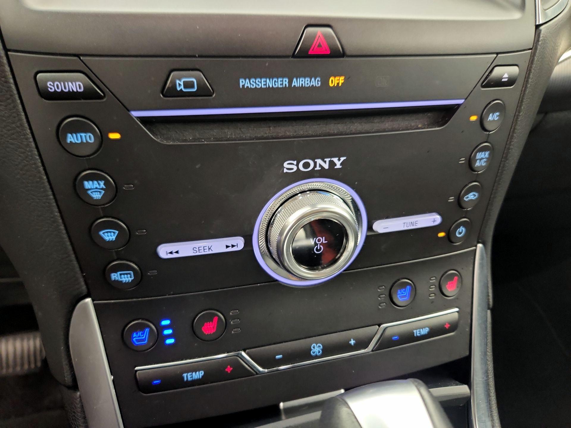 Thumbnail: 2018 Ford Edge - 17