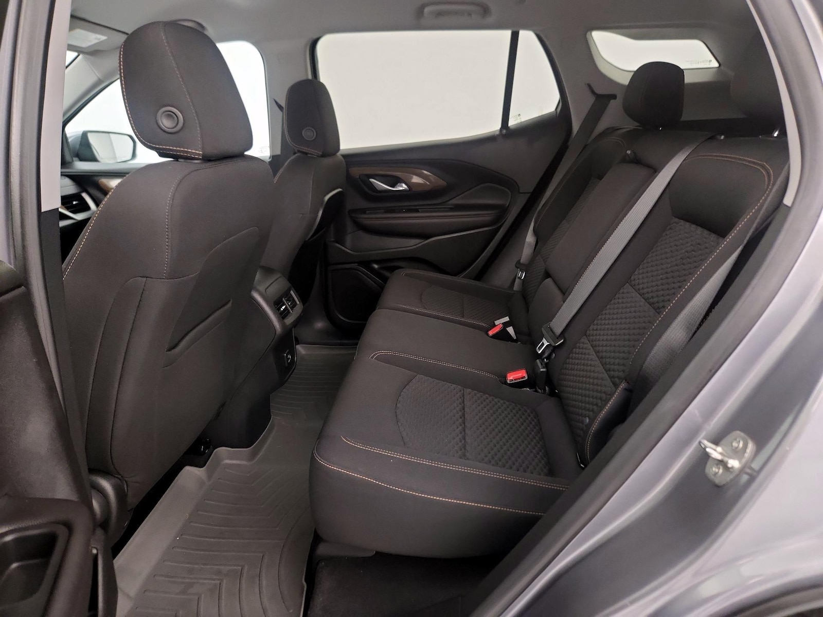 2021 GMC Terrain SLE - Photo 20