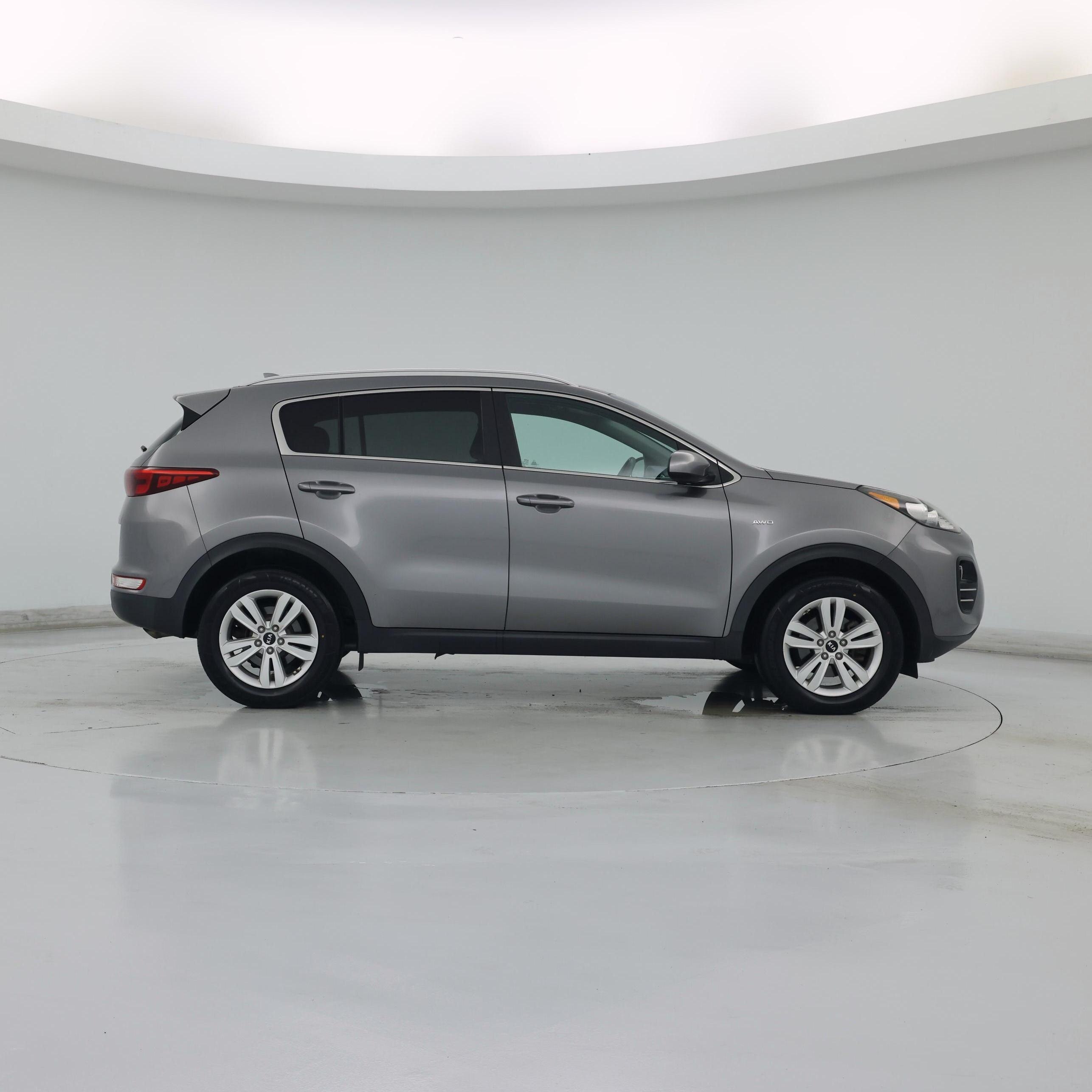 Thumbnail: 2017 Kia Sportage - 7