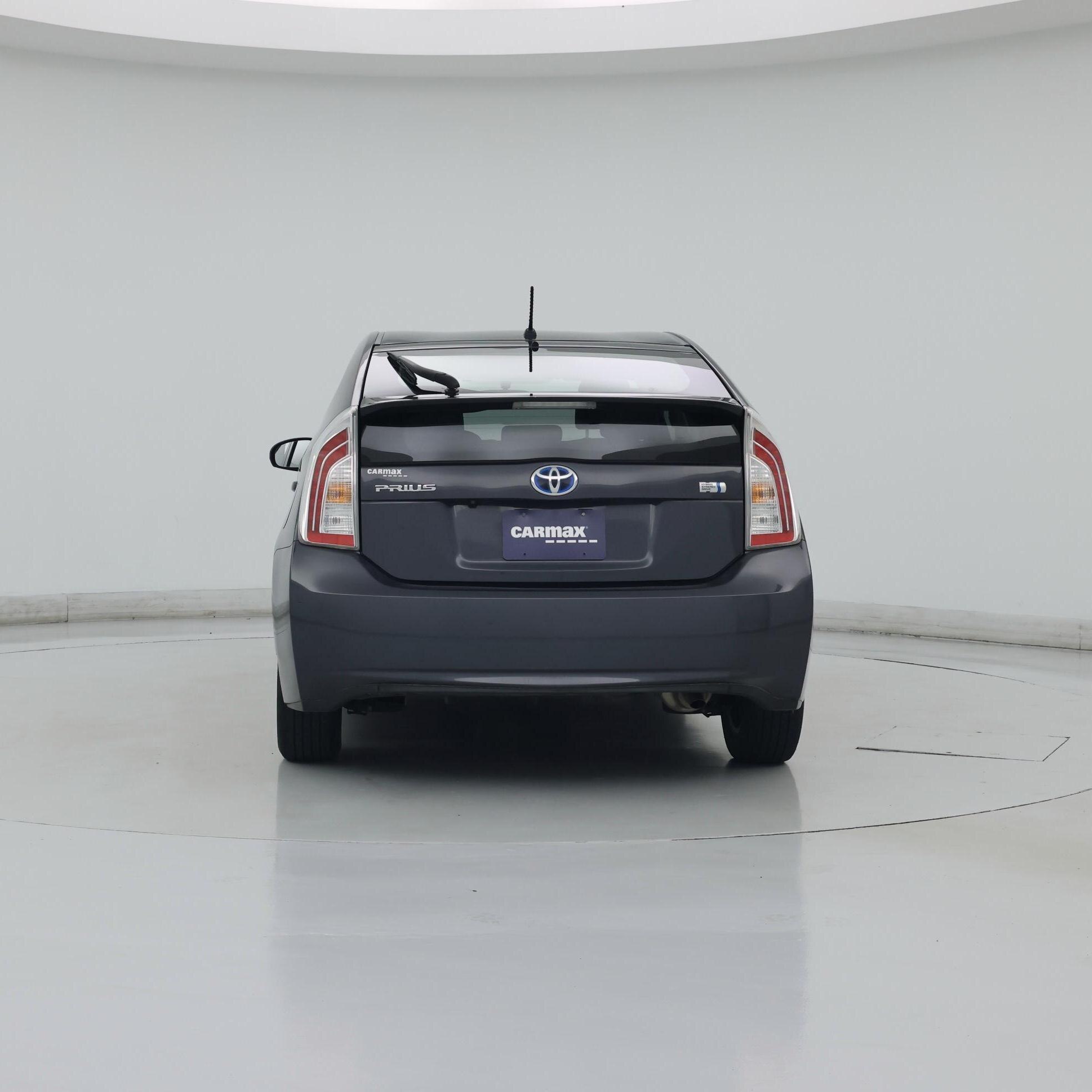 Thumbnail: 2015 Toyota Prius - 6