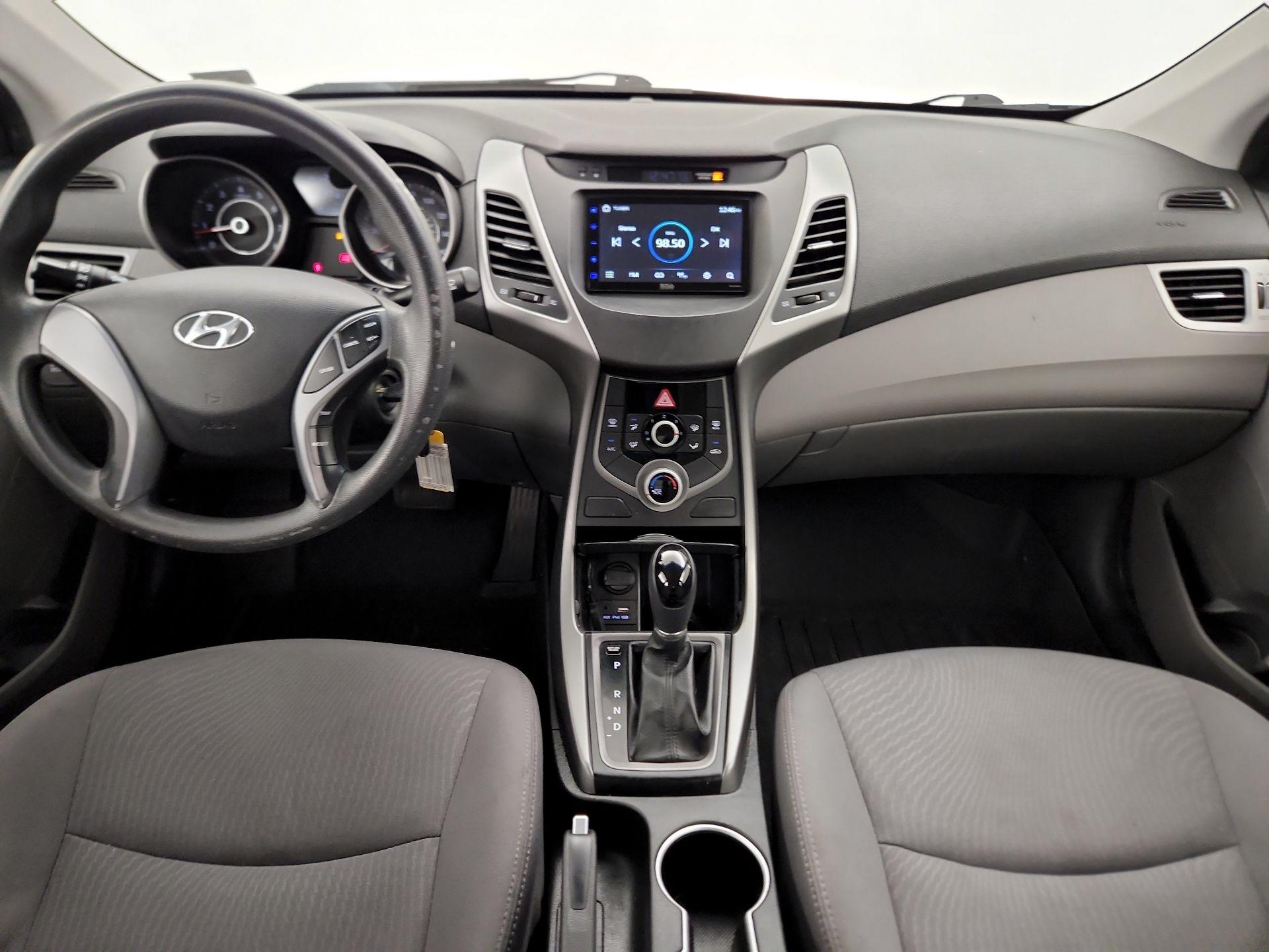 Thumbnail: 2016 Hyundai Elantra - 9