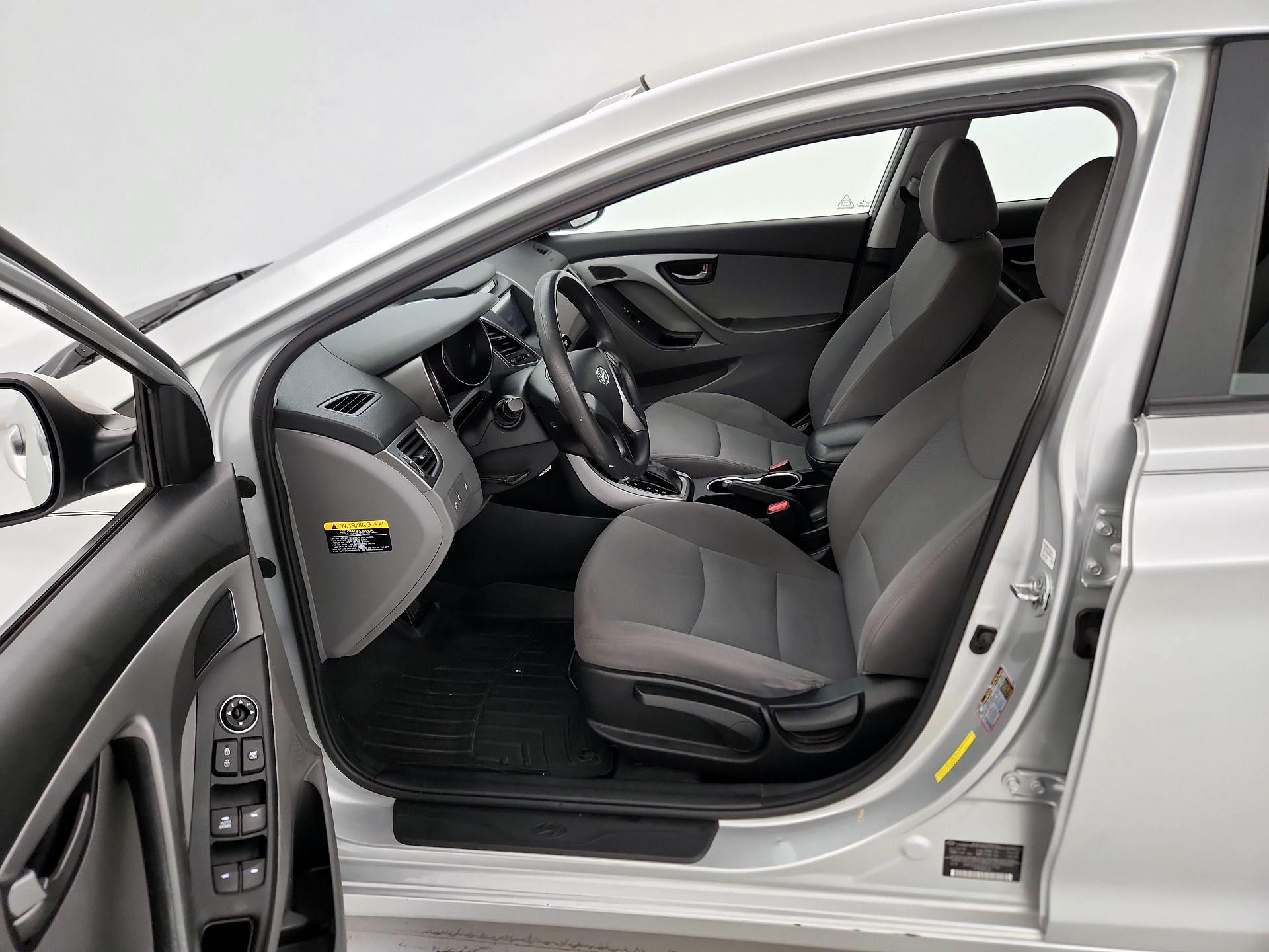 Thumbnail: 2016 Hyundai Elantra - 11