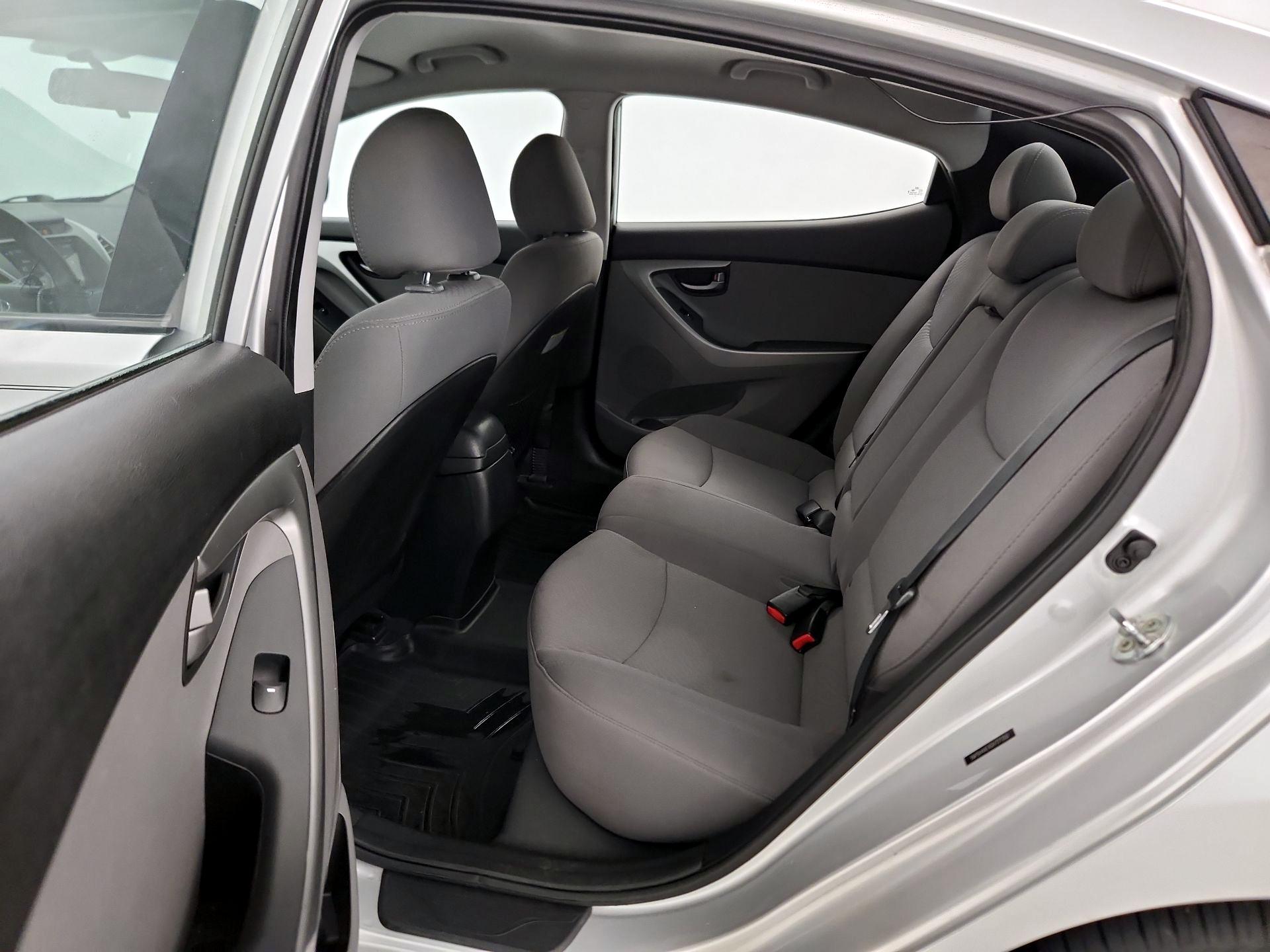 Thumbnail: 2016 Hyundai Elantra - 18