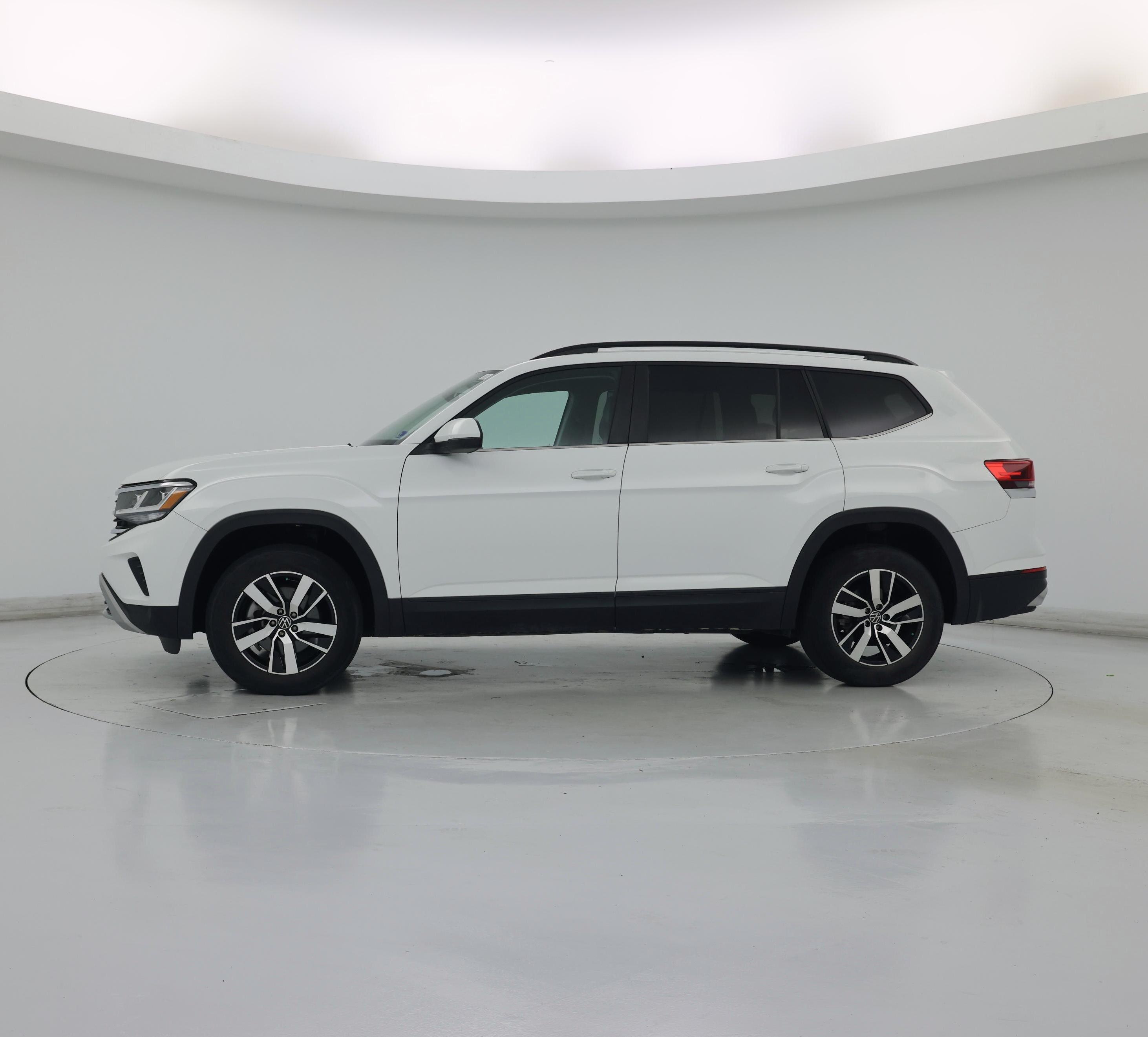 Thumbnail: 2022 Volkswagen Atlas - 3