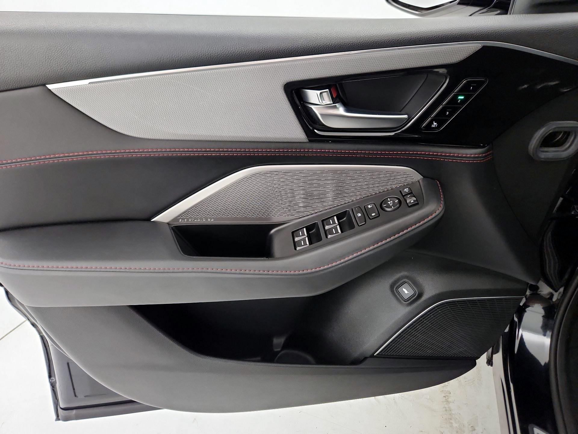 Thumbnail: 2023 Acura MDX - 12