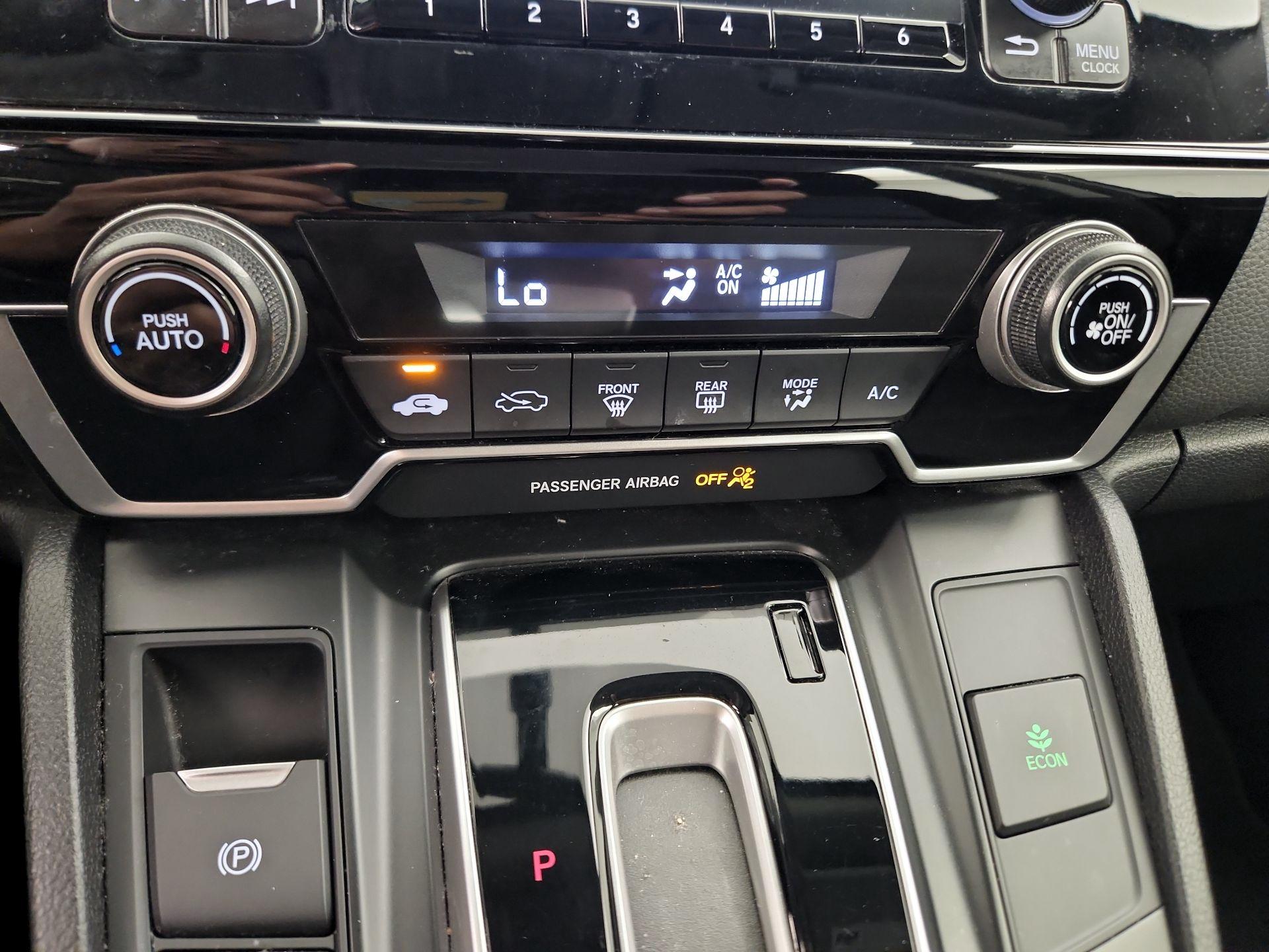 Thumbnail: 2019 Honda CR-V - 16