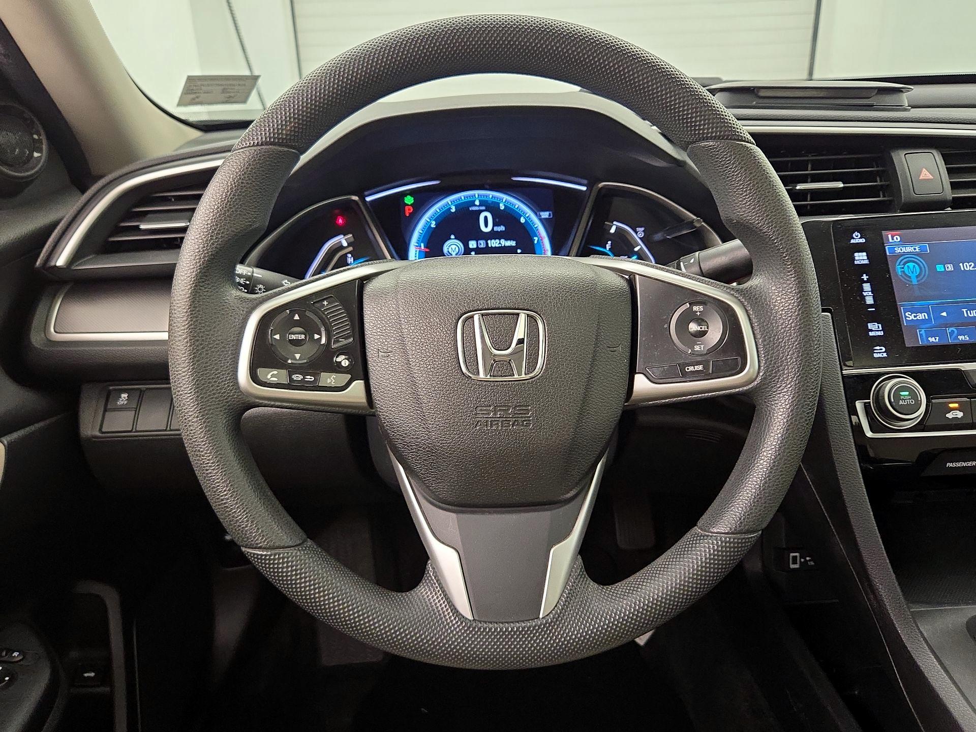 Thumbnail: 2016 Honda Civic - 10