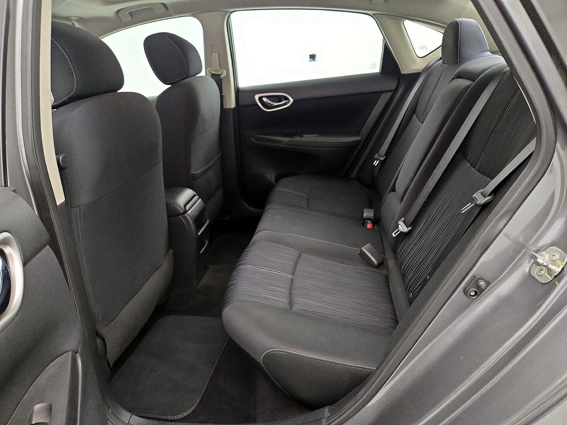 Thumbnail: 2017 Nissan Sentra - 19