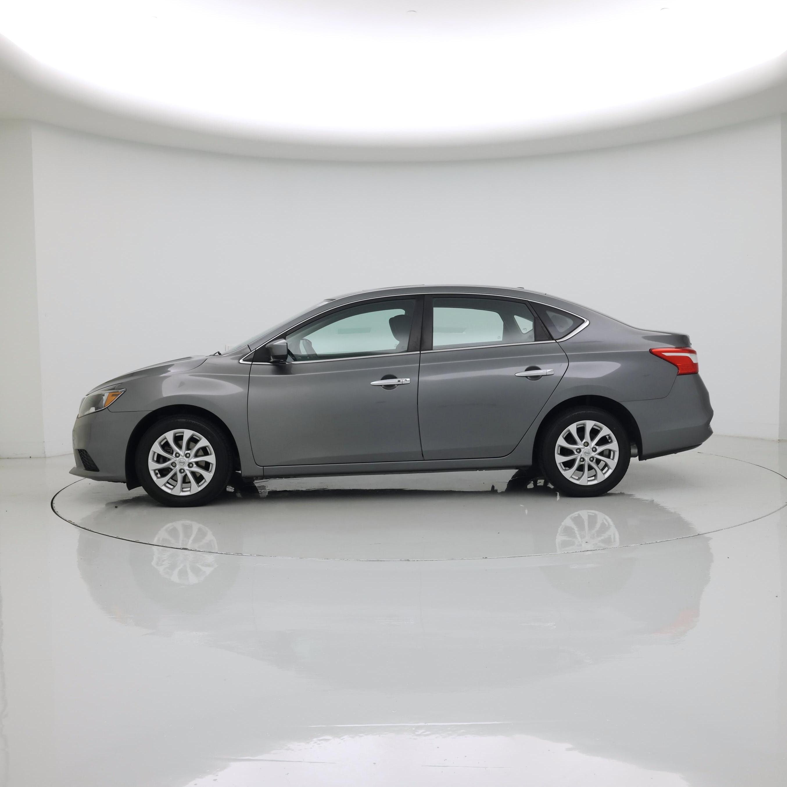 Thumbnail: 2017 Nissan Sentra - 3