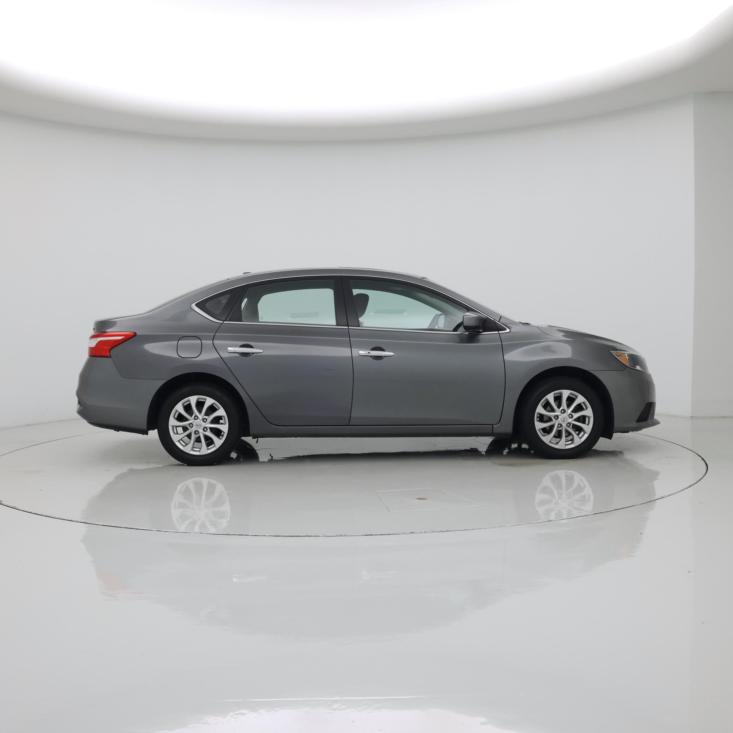 Thumbnail: 2017 Nissan Sentra - 7