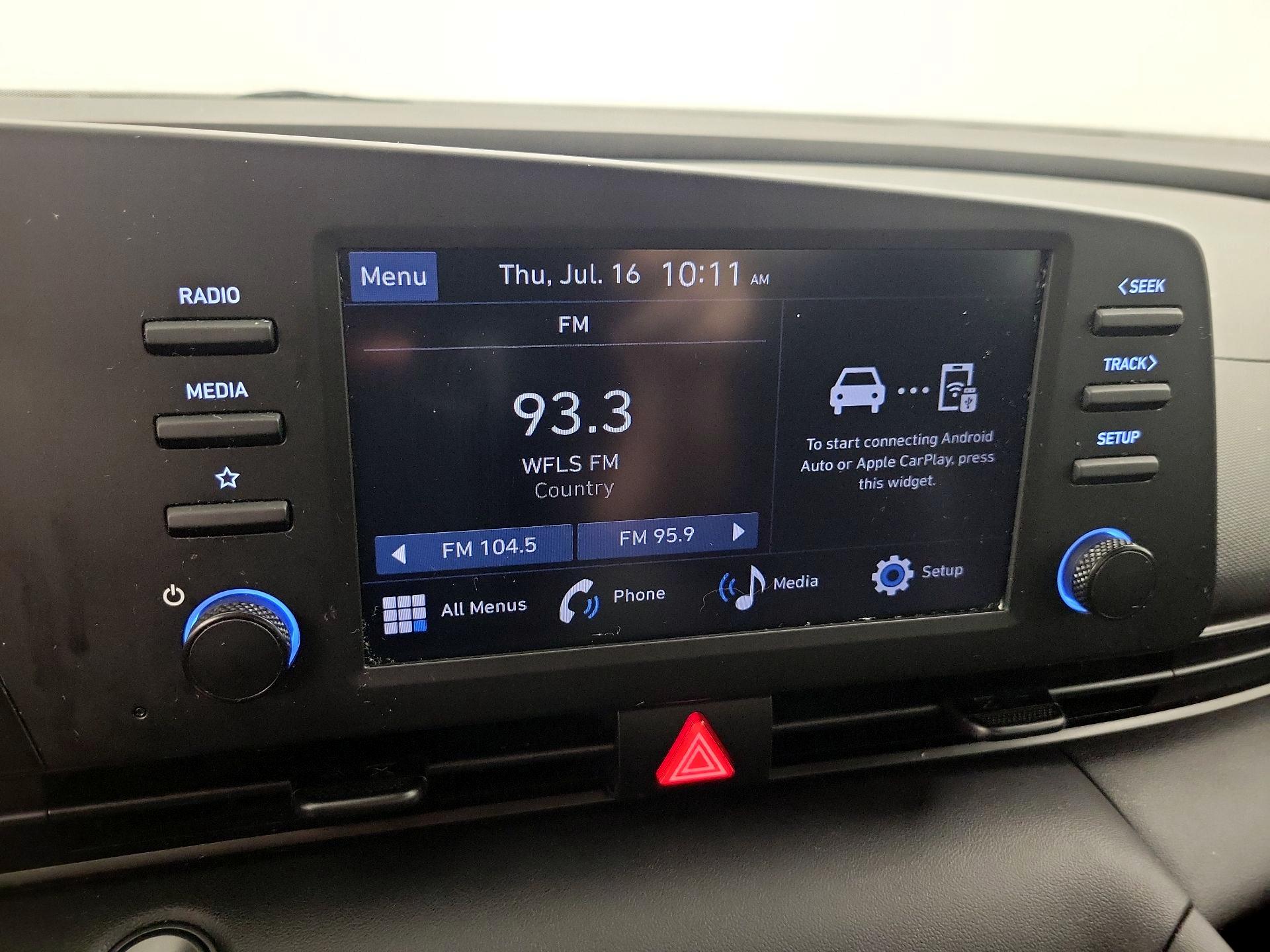 Thumbnail: 2025 Hyundai Elantra - 15