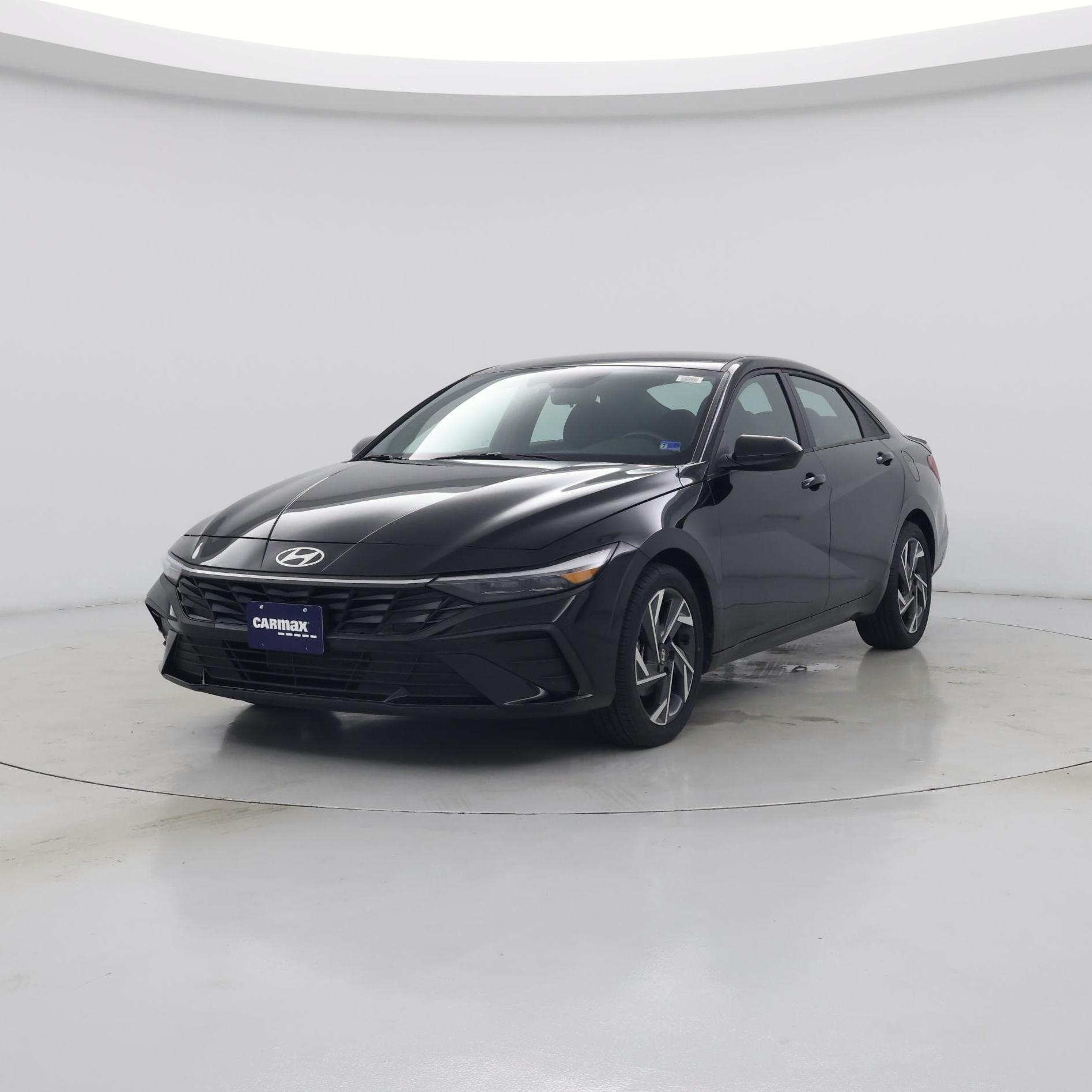 Thumbnail: 2025 Hyundai Elantra - 4