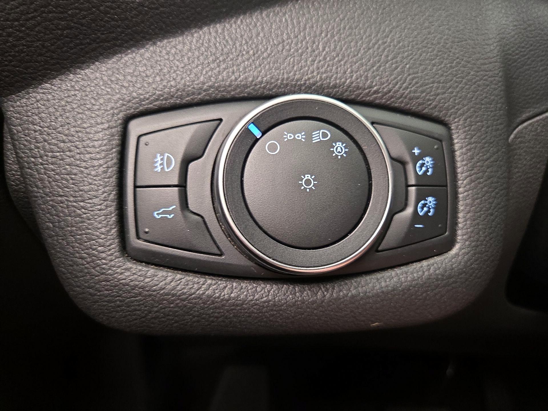 Thumbnail: 2017 Ford Escape - 13
