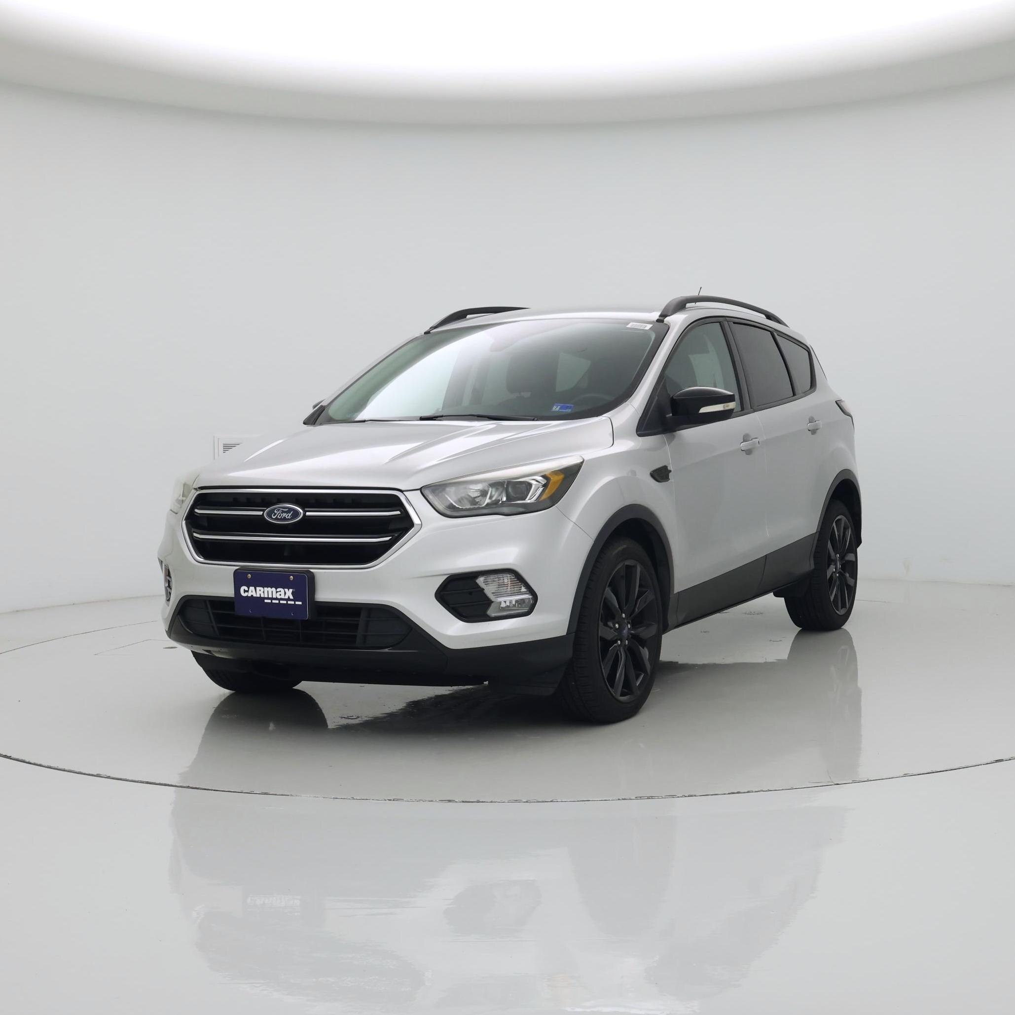 Thumbnail: 2017 Ford Escape - 4