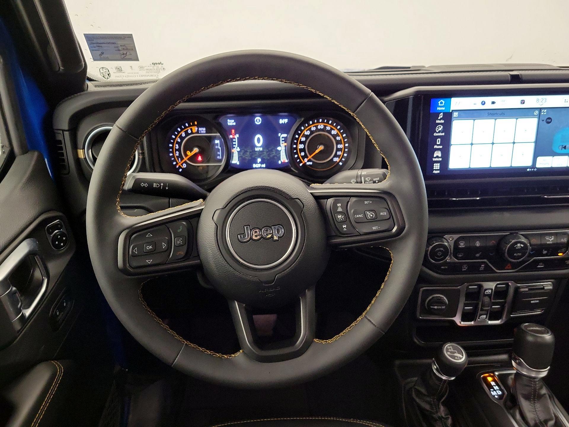 Thumbnail: 2024 Jeep Gladiator - 10