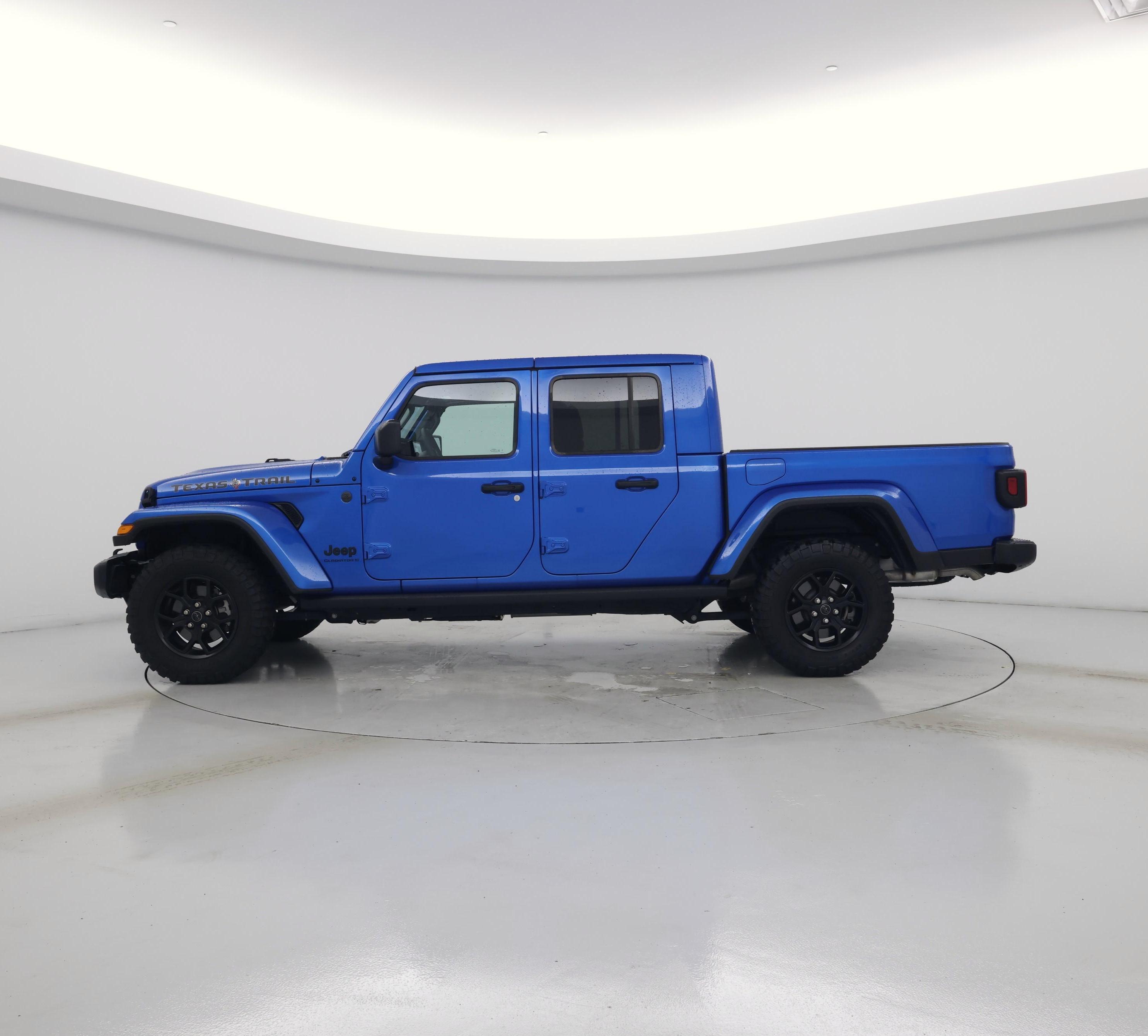 Thumbnail: 2024 Jeep Gladiator - 3