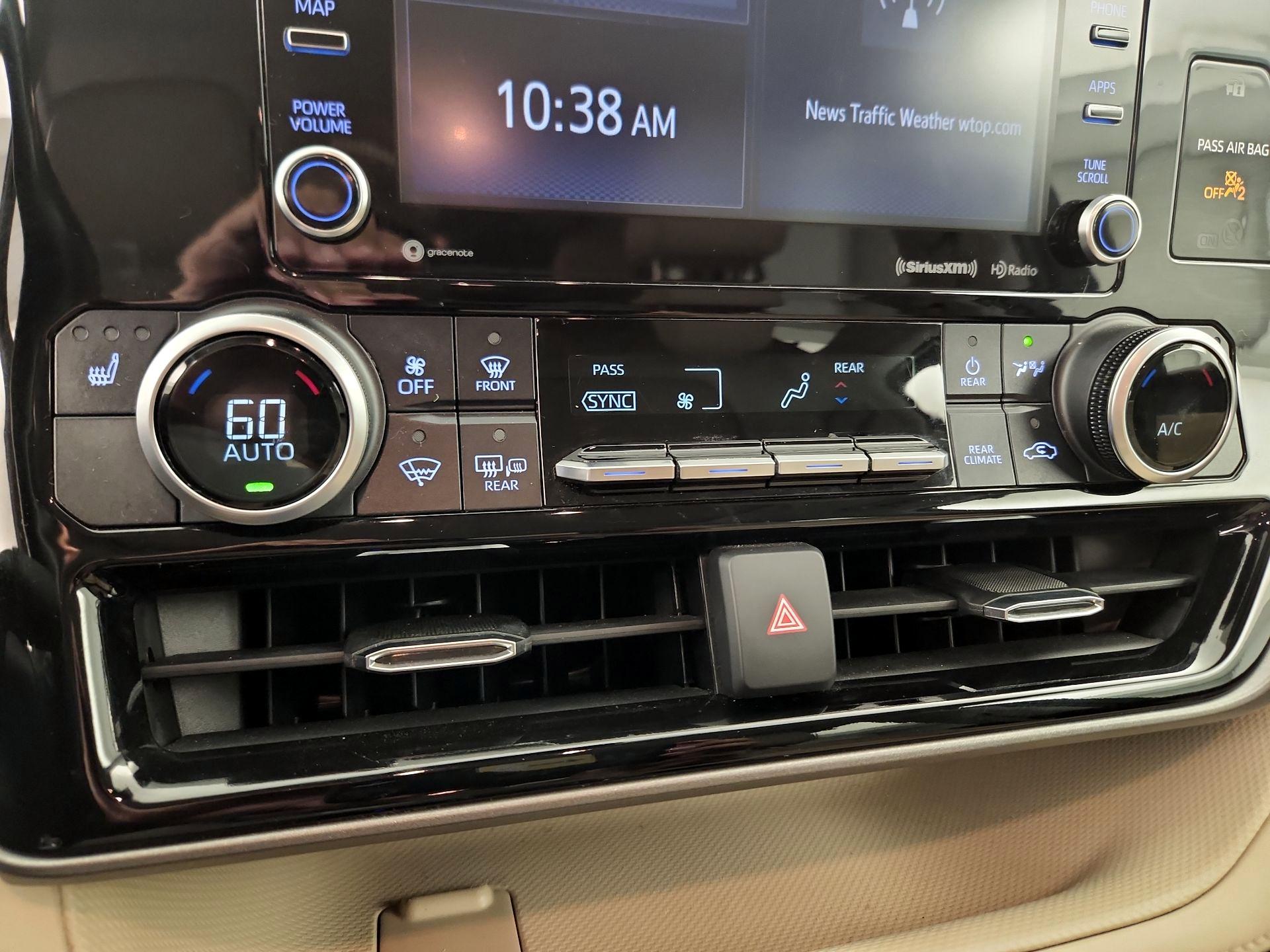 Thumbnail: 2021 Toyota Highlander - 16